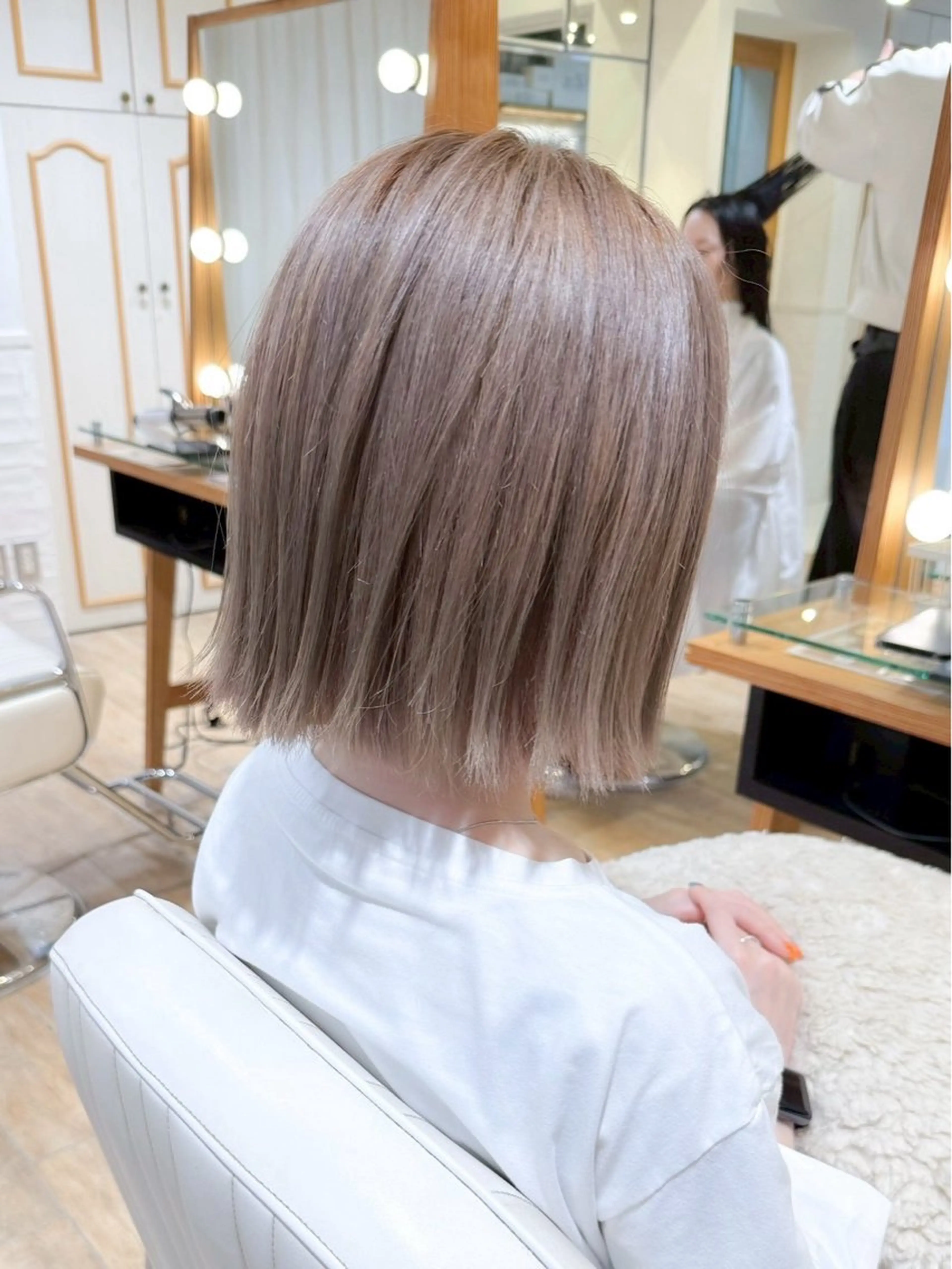 ミディアム カラー ヘアカラー トリートメント ハイトーン/カラー /縮毛矯正/松田健佑のヘアスタイル