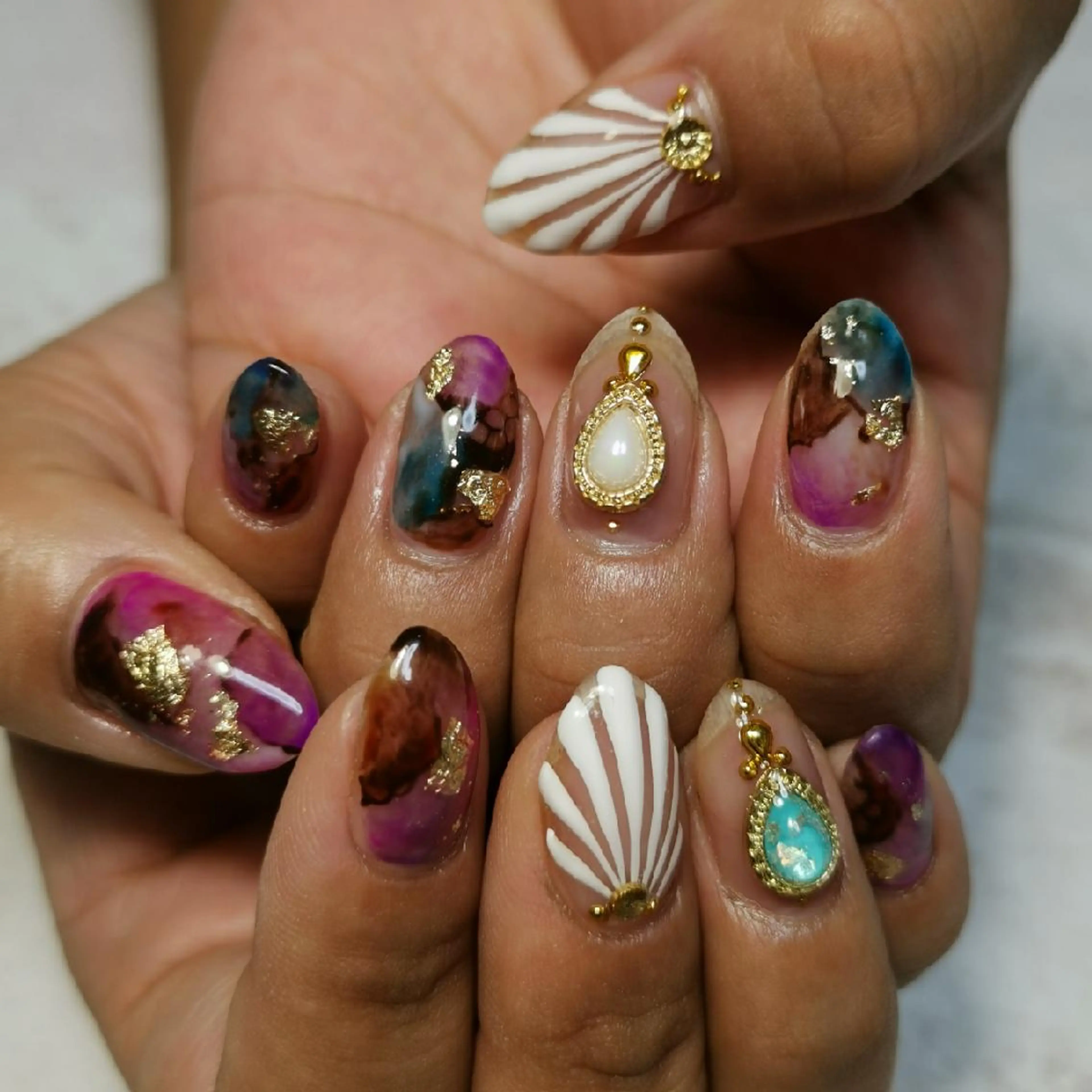 ネイル 持ち込み ハンドネイル reve あやののネイルデザイン