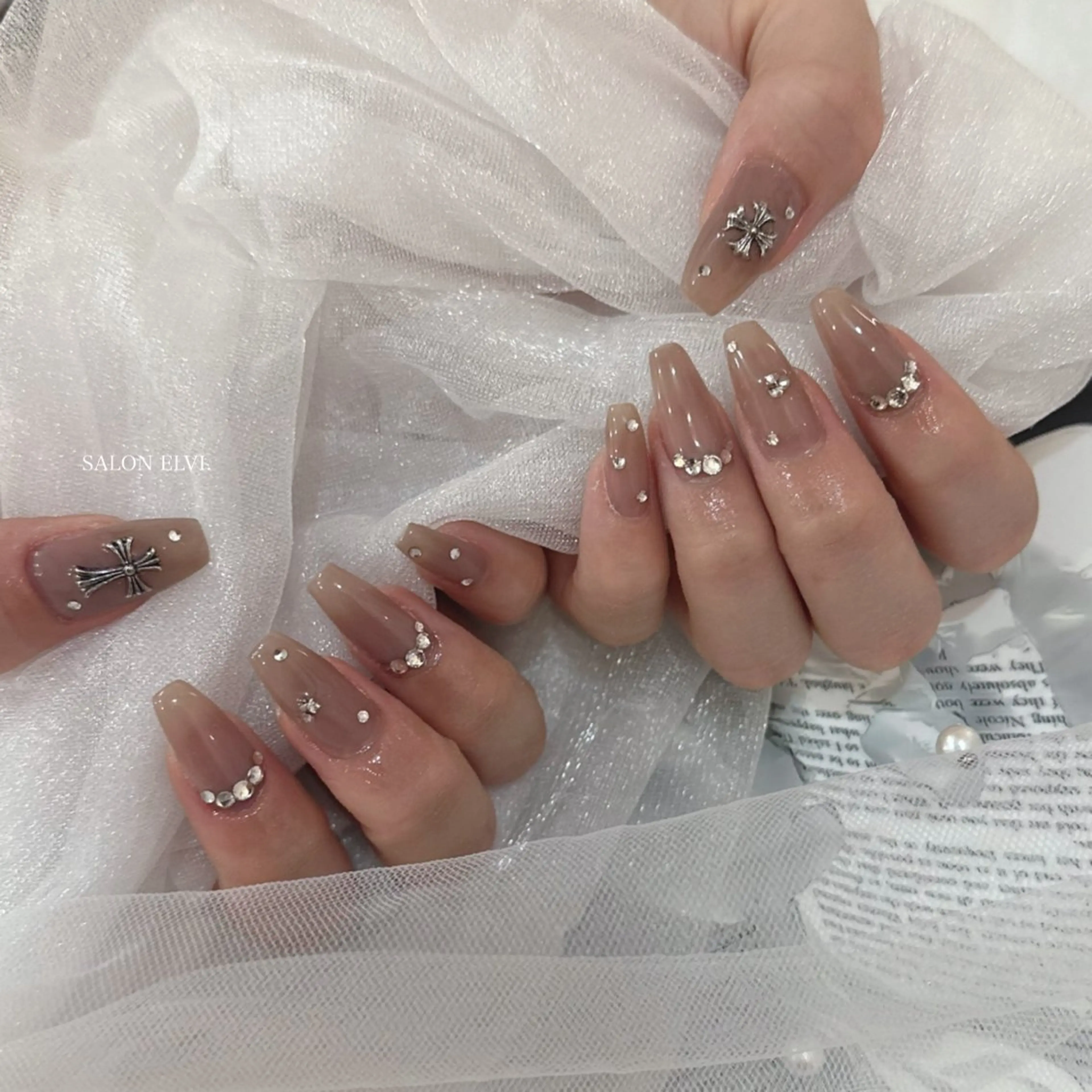 ネイル SALON ELVI.所属・SALON ELVI.のネイルデザイン