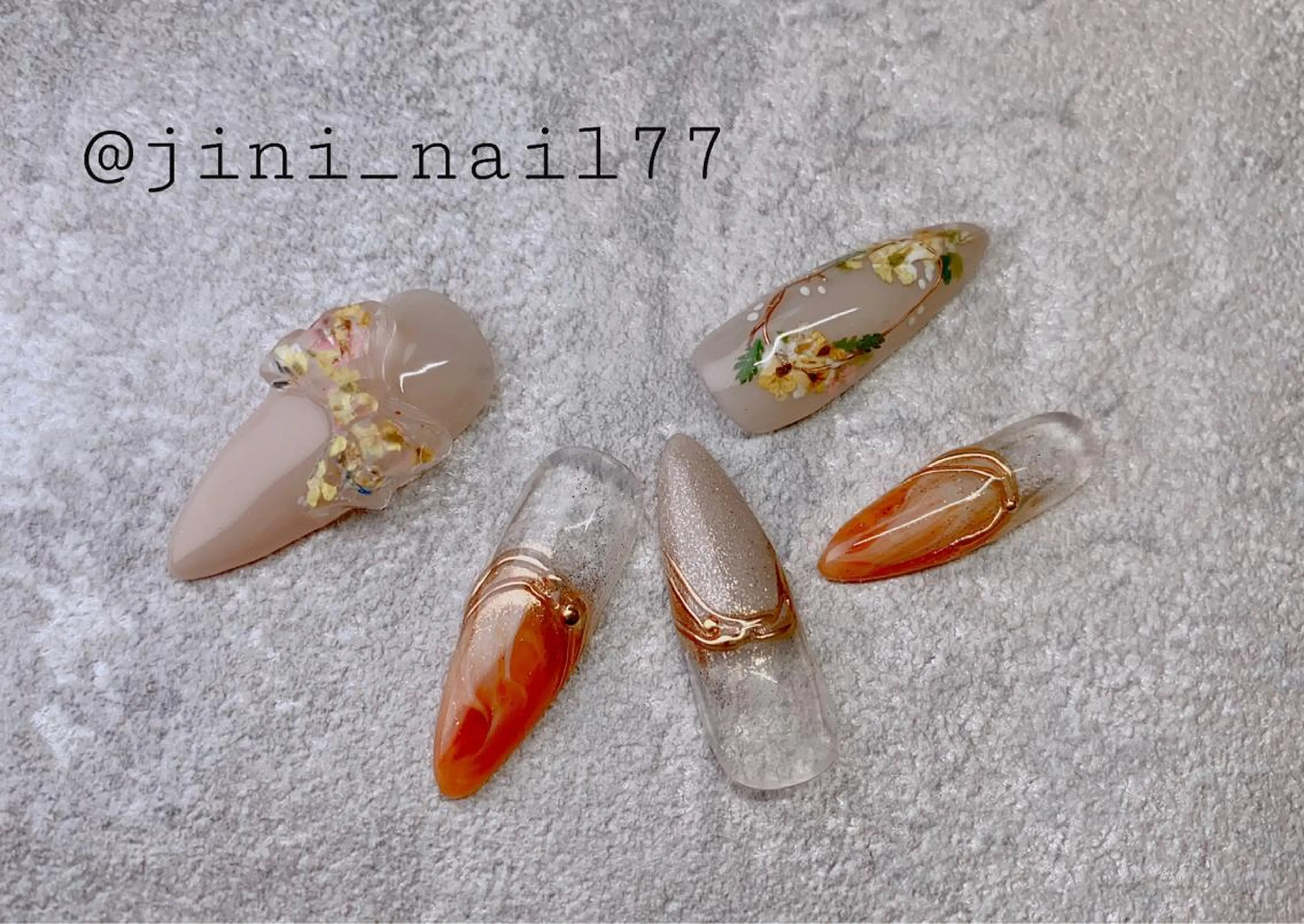 ネイル ハンドネイル JINI NAIL所属・ジニ ネイルのネイルデザイン