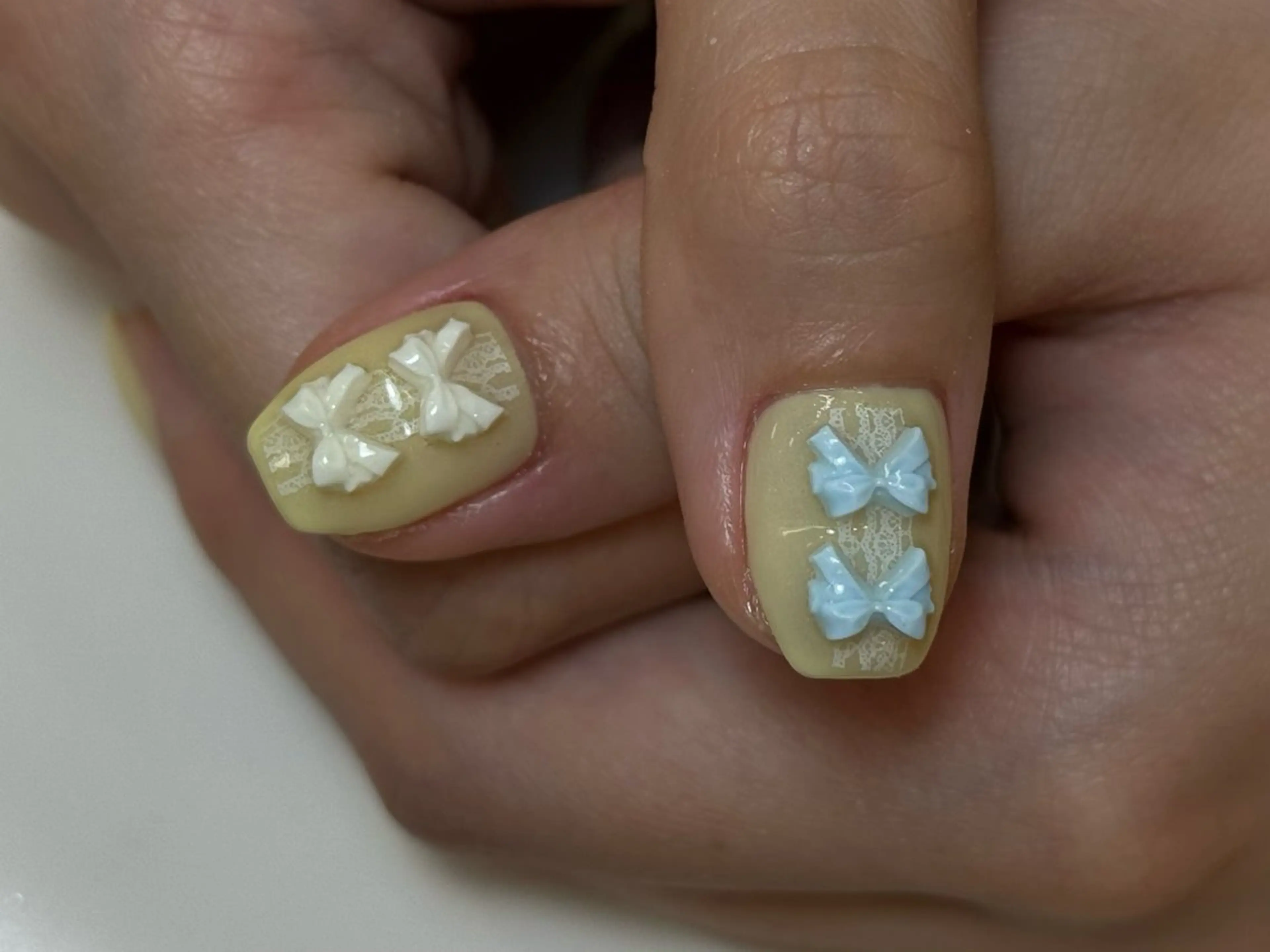 ネイル チークネイル フレンチネイル 韓国ネイル マグネットネイル 持ち込み ハンドネイル Hi nail🎀 池袋kozueのネイルデザイン