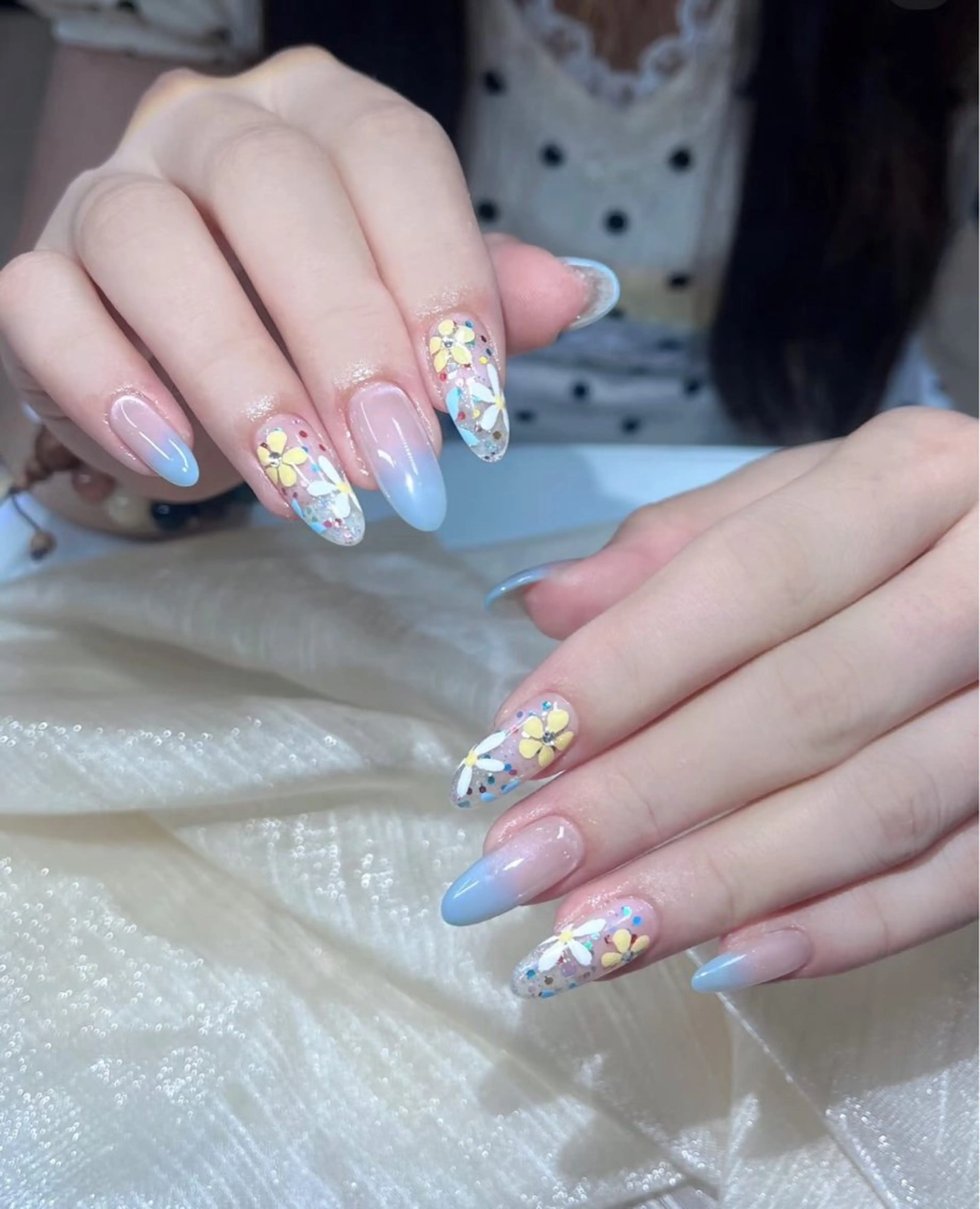 ネイル アートネイル ガーリー 韓国ネイル 持ち込み ニュアンスネイル Rin Nail 新大久保店のネイルデザイン