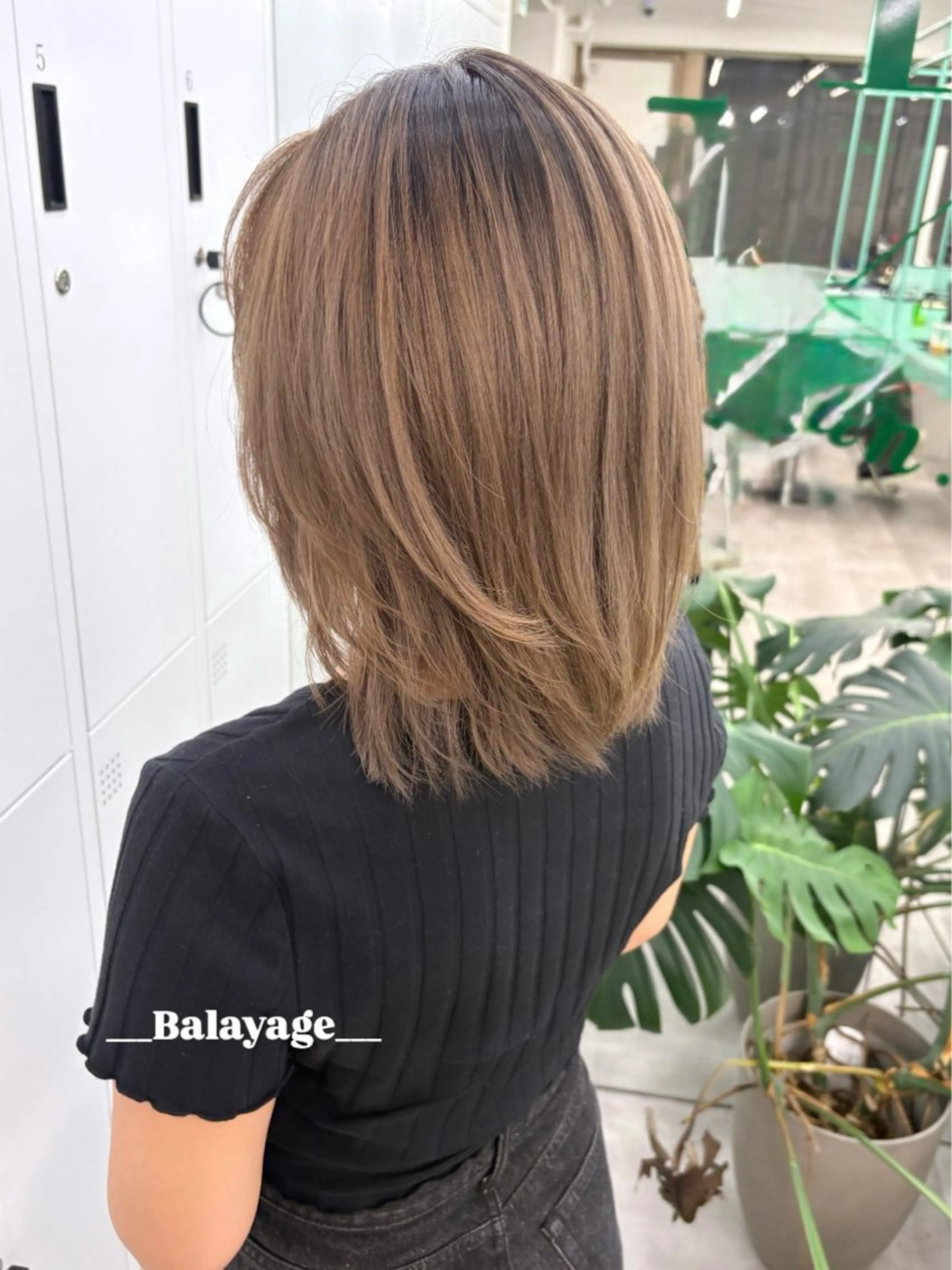 ミディアム ヘアカラー トリートメント Ⓜ︎iyu🌊/海外 風ハイライト特化のヘアスタイル