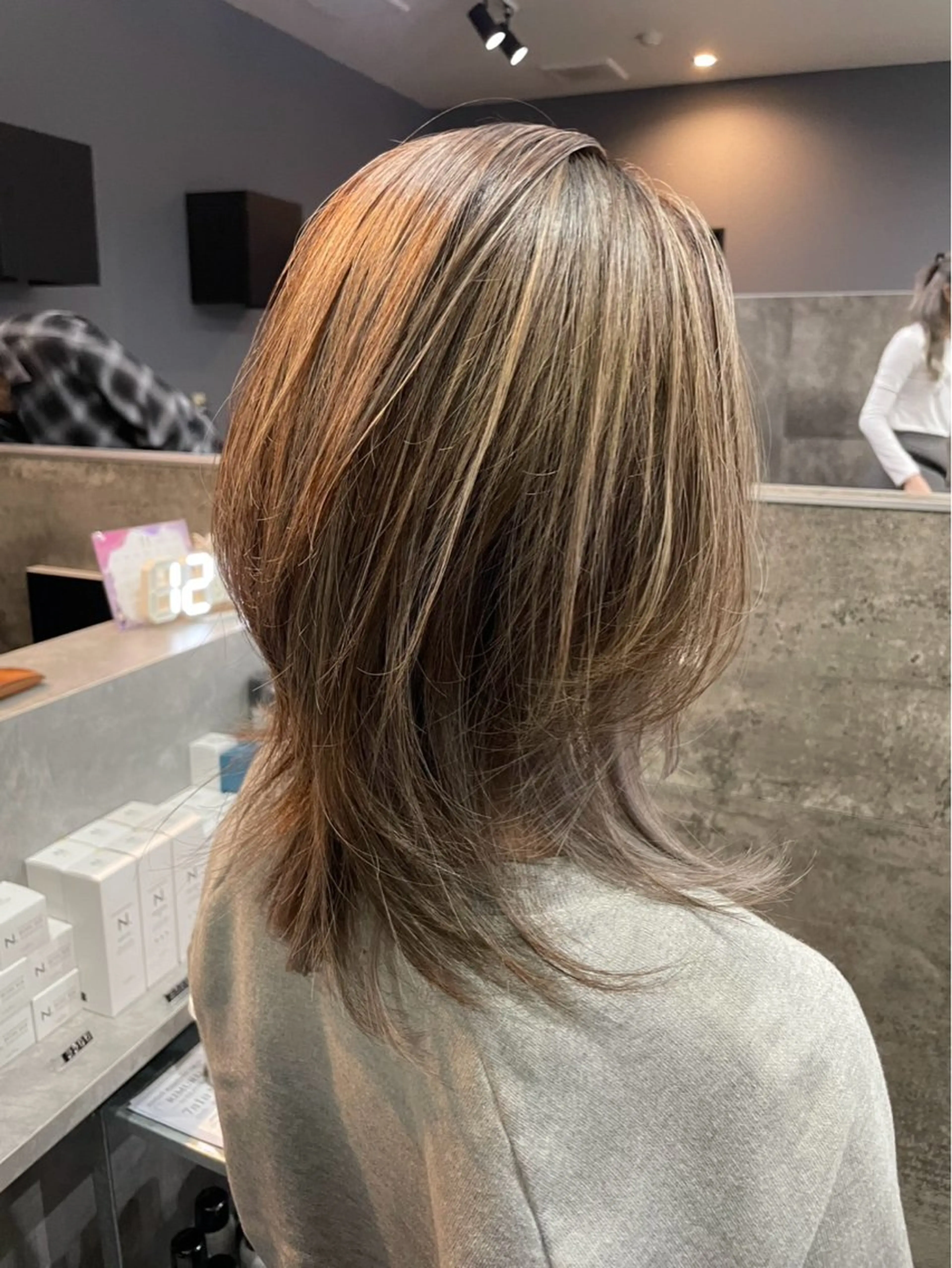 セミロング カット ヘアカラー 🌙GLITTER 菱沼孝将🌙のヘアスタイル