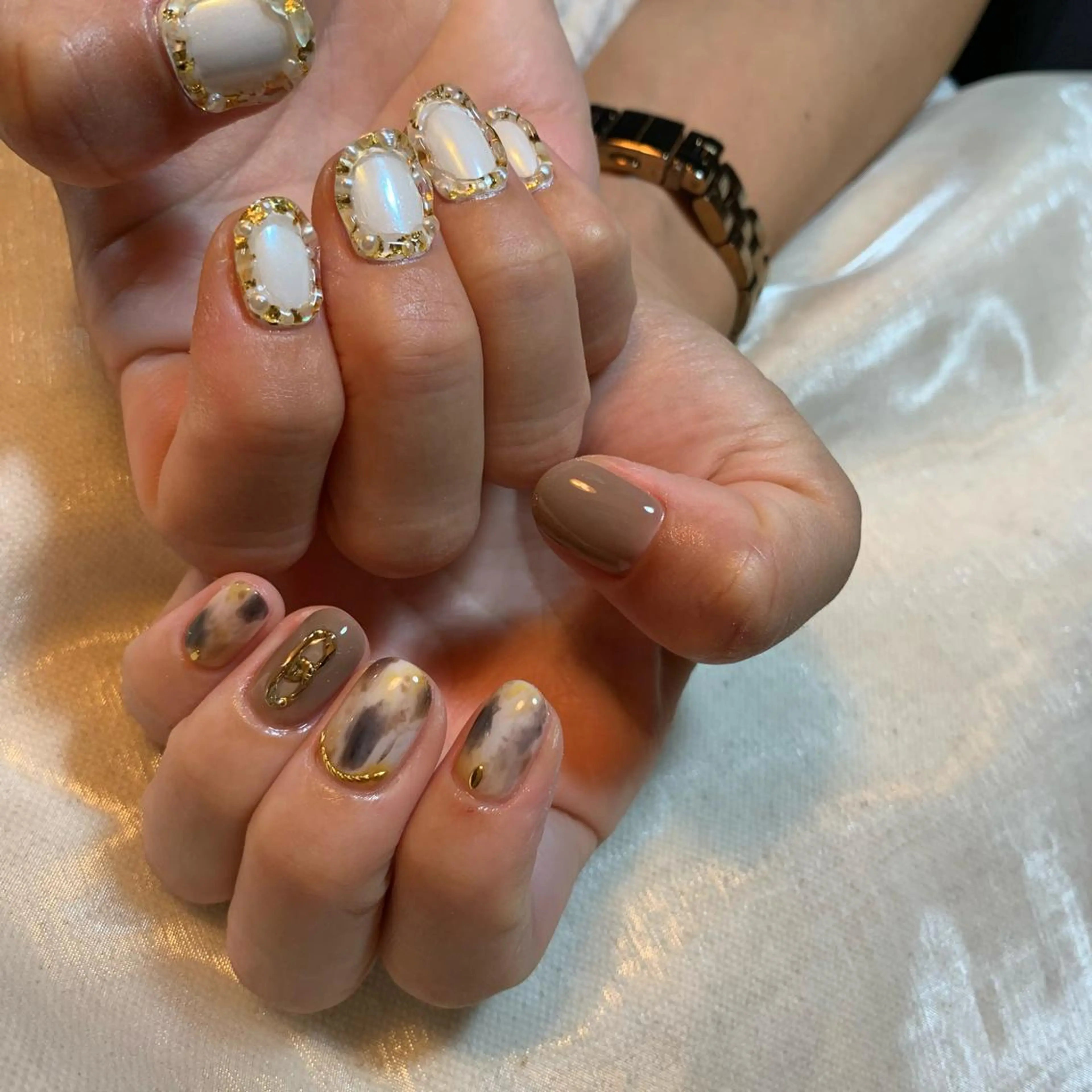 ネイル repos~ルポ~所属・里見 麗のネイルデザイン