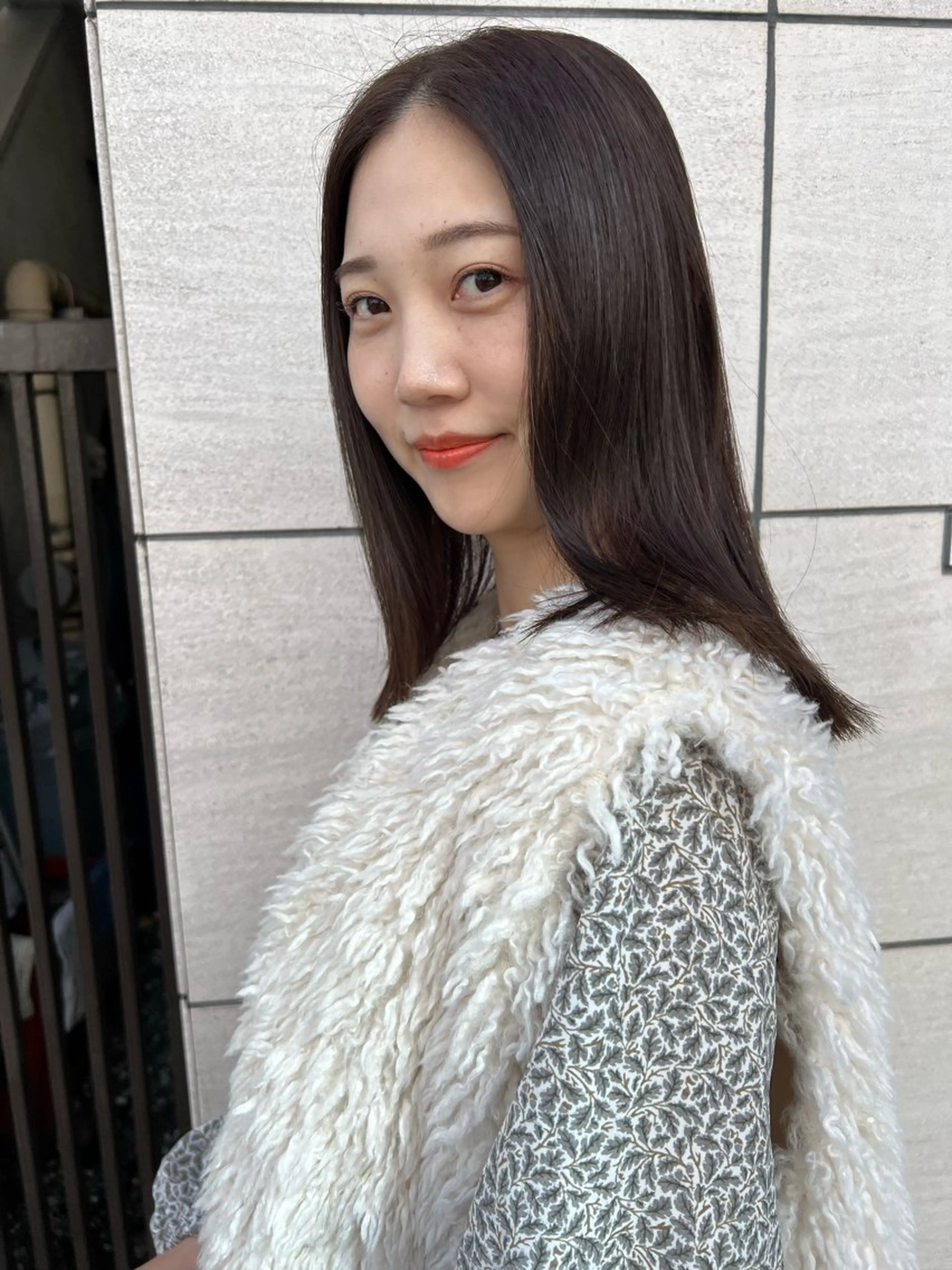 ミディアム カラー 高畑 恵莉 👒 暖色 / 艶髪 🧺のヘアスタイル