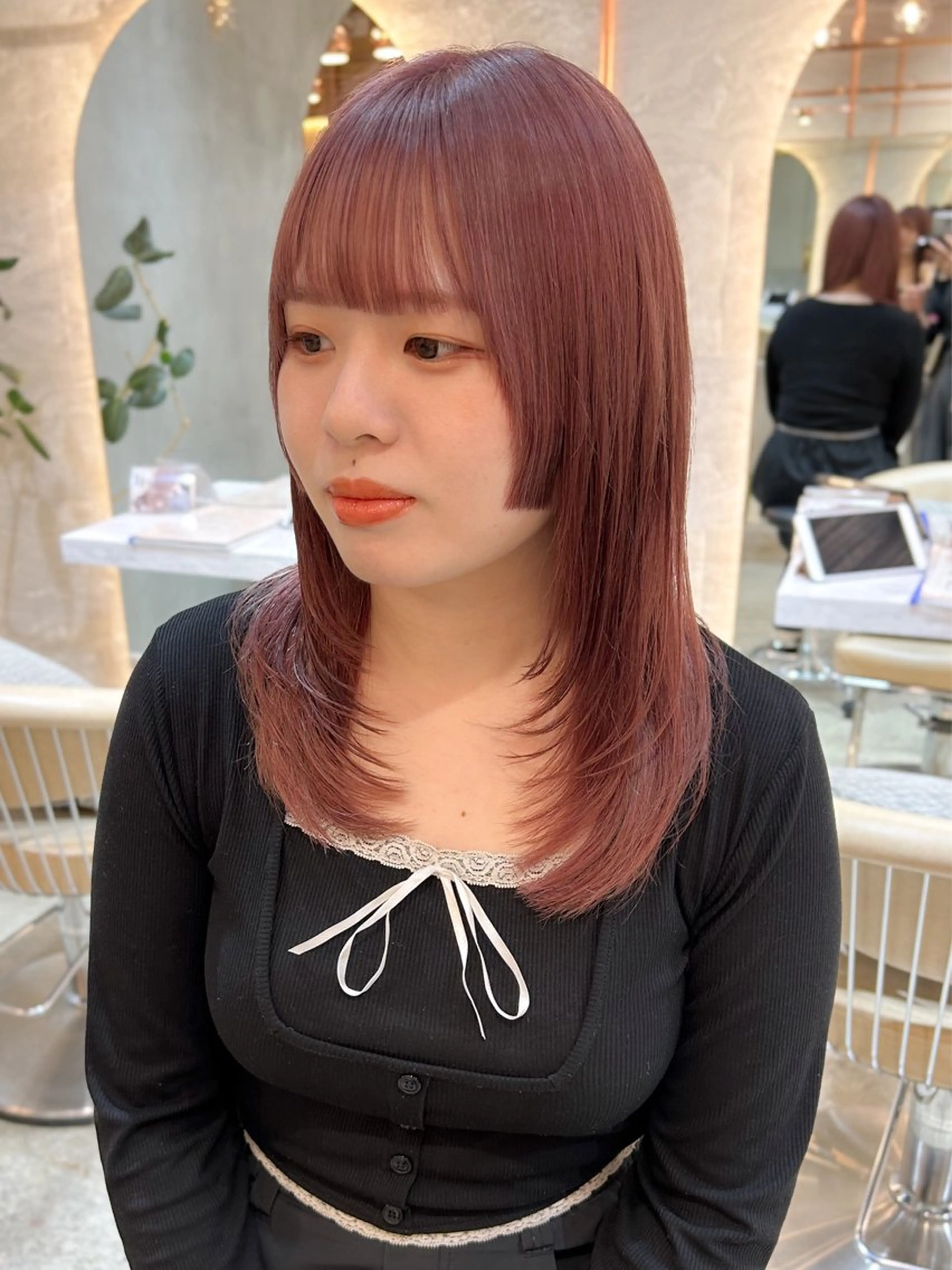 ミディアム 姫カット レイヤーカット ハッシュカット/韓国 レイヤー/カハナのヘアスタイル