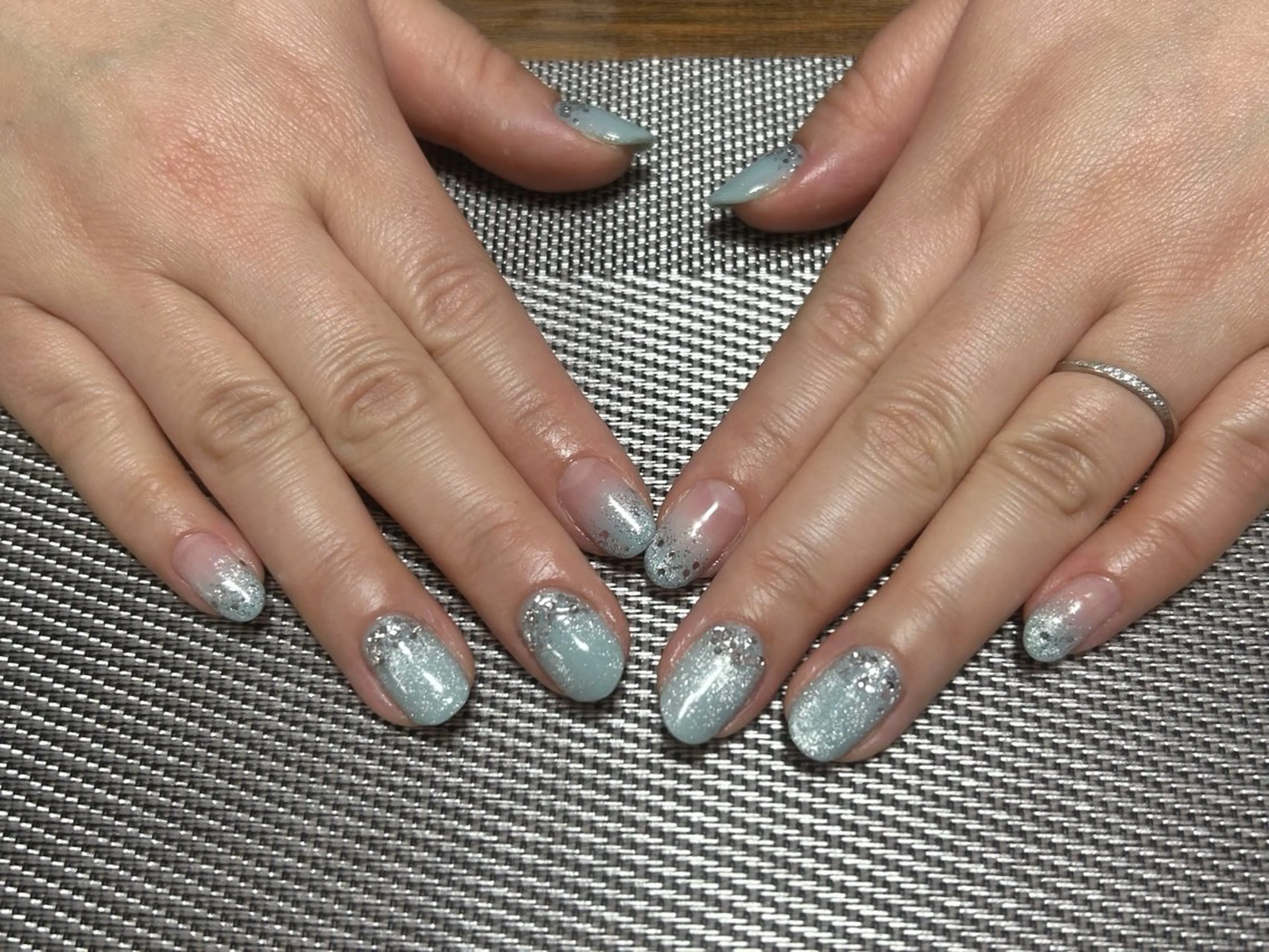 ネイル キラキラネイル 春ネイル ハンドネイル i nailのネイルデザイン