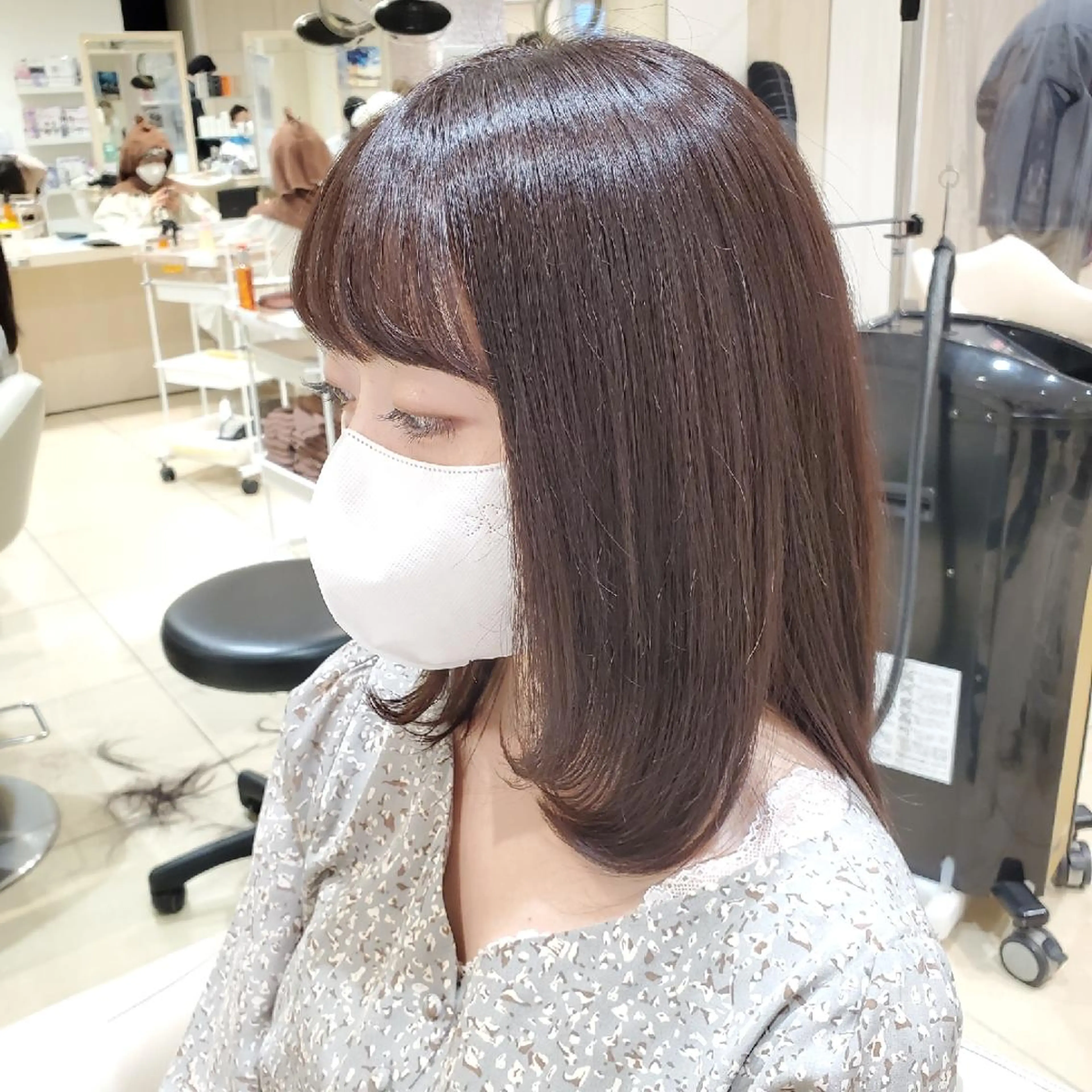 ミディアム カット ヘアカラー 社内カット講師・店長 菅原賢一のヘアスタイル