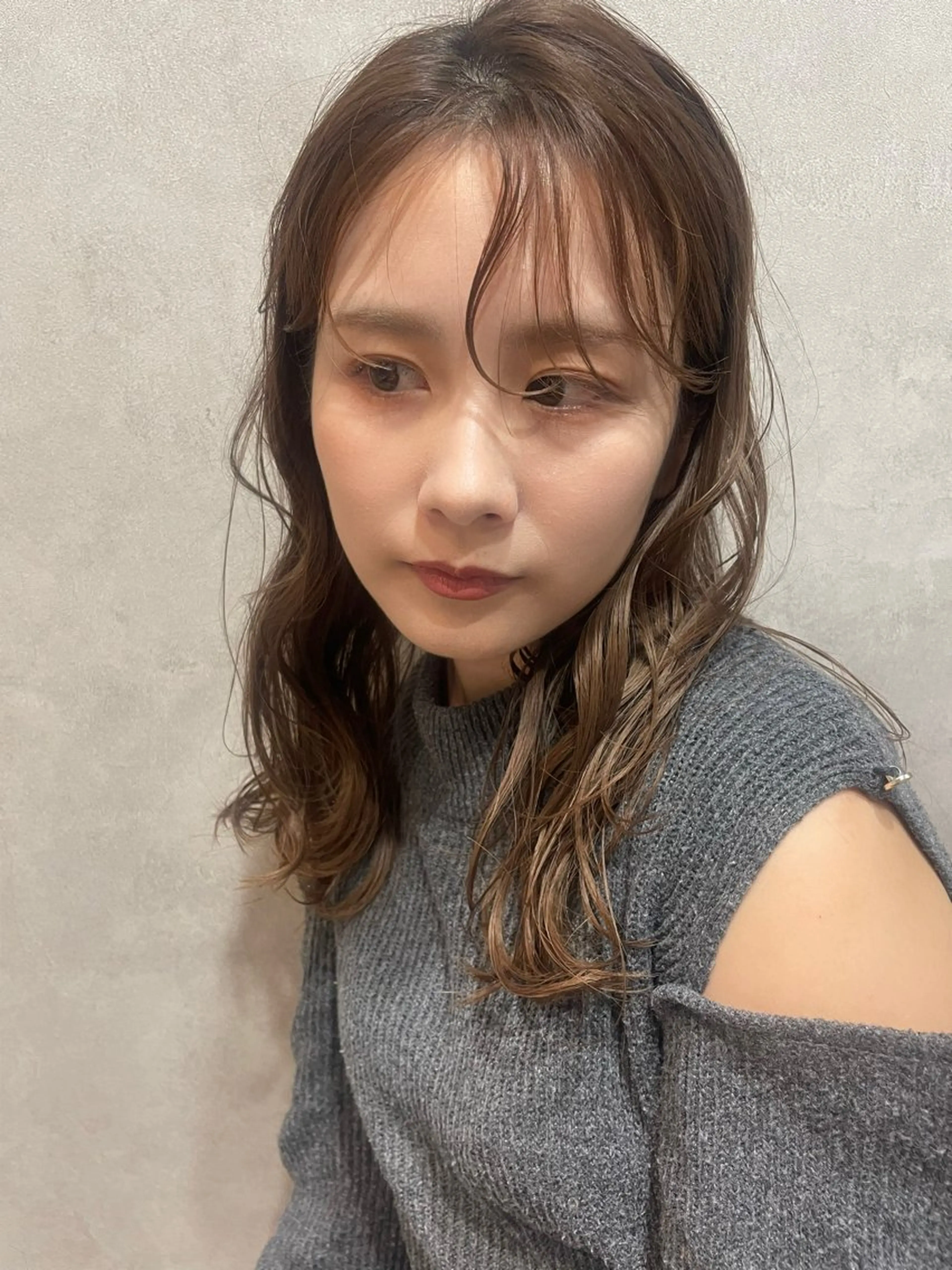 ミディアム カラー ベージュカラー ブリーチ うざバング MAR.co薬院浄水店所属・薬院aiko 🧡暖色艶髪のヘアスタイル