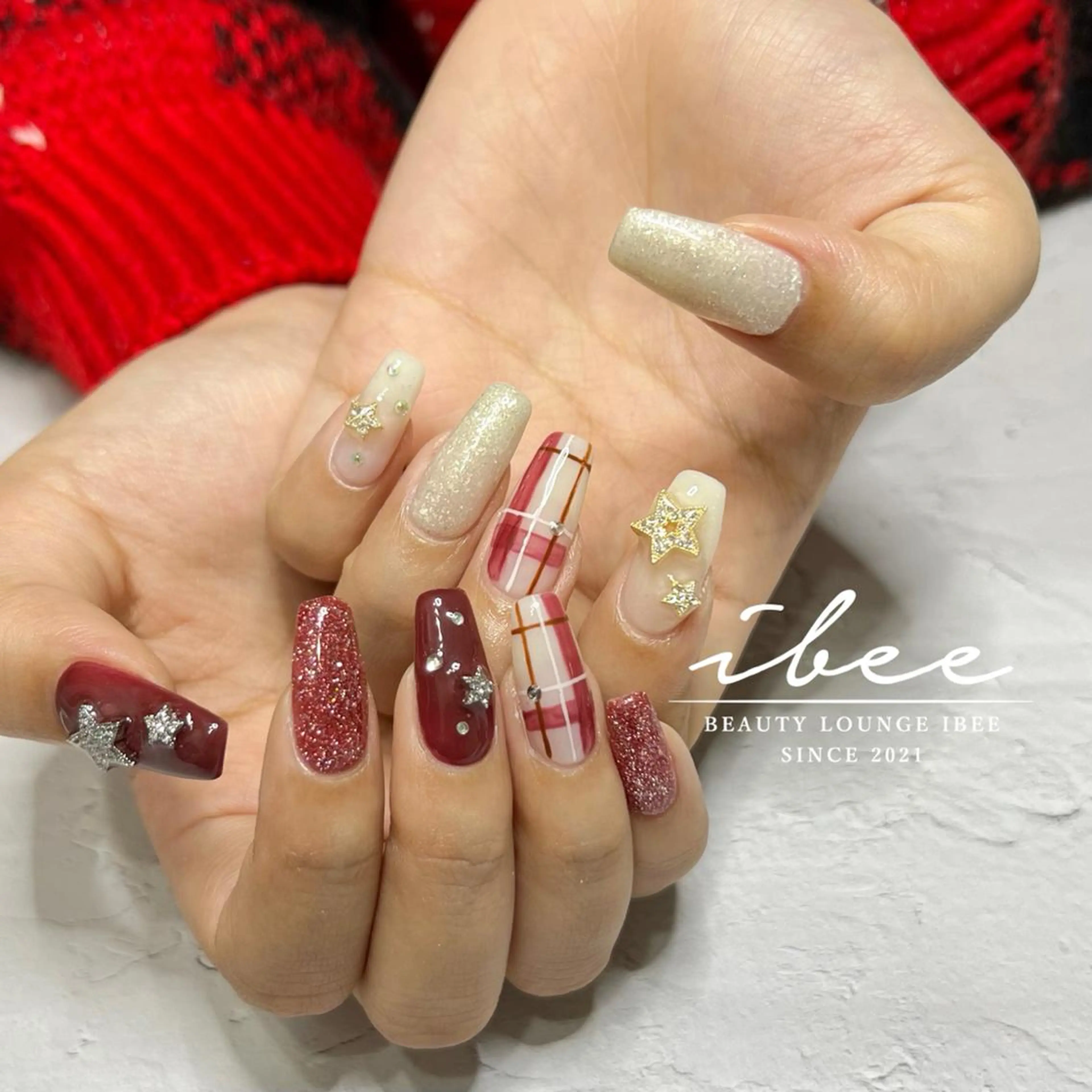 ネイル ハンドネイル ibee nail 🤍yumiのネイルデザイン