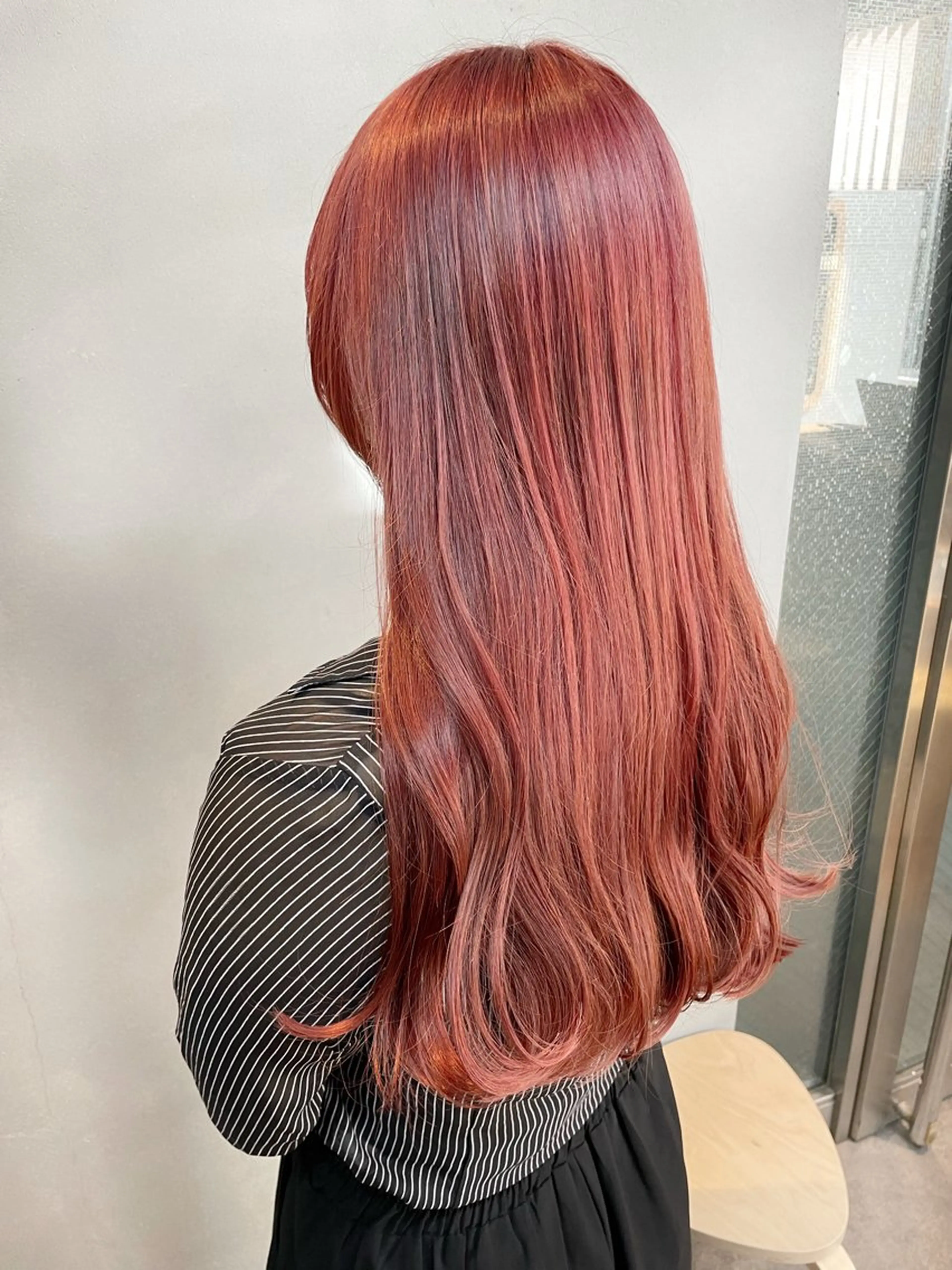 ロング カラー ピンクカラー 女性リピ90%🍨 🩷佐藤みずきのヘアスタイル