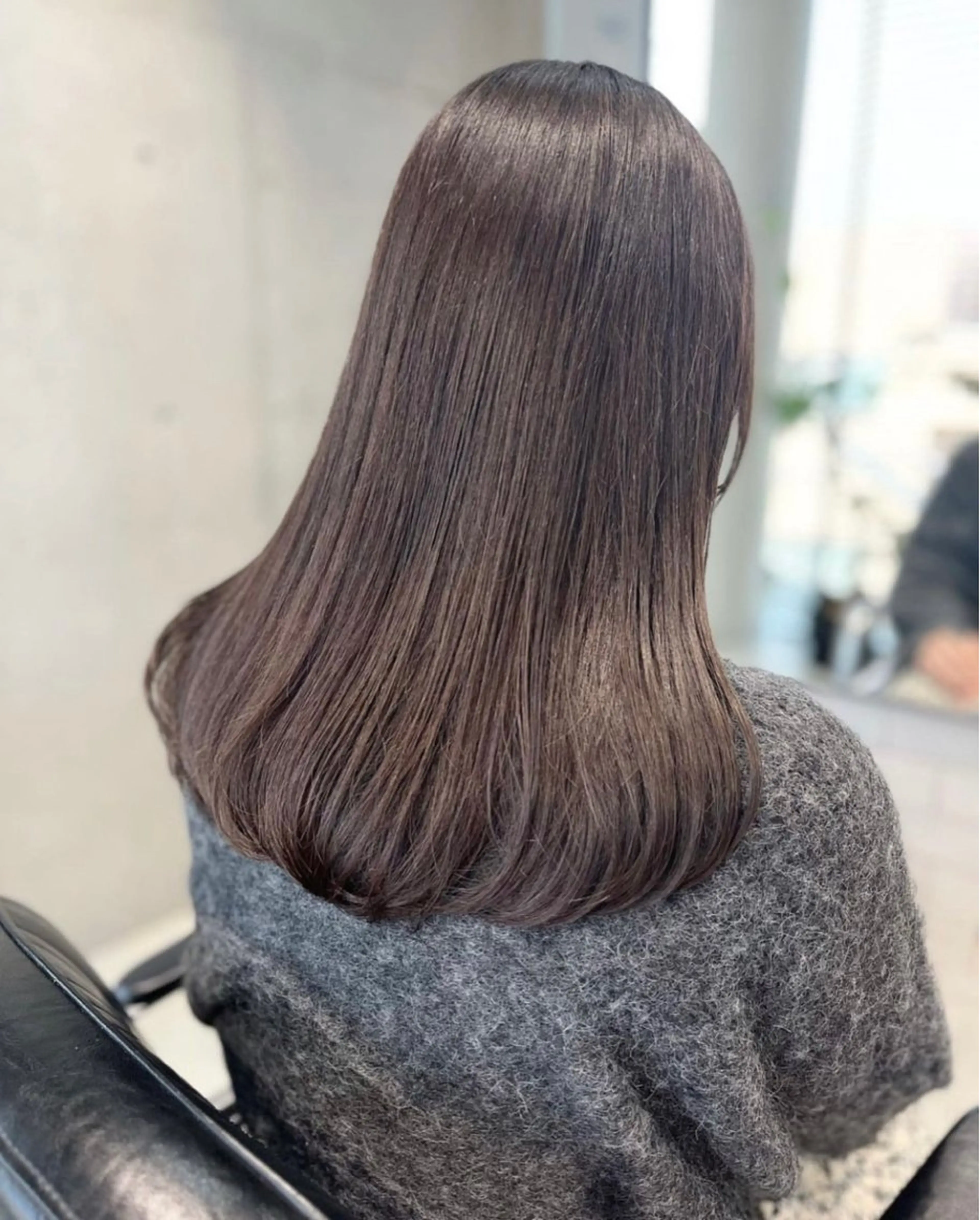 セミロング カラー パーマ ヘアアレンジ ベージュカラー グレージュ ハイライトカラー イルミナカラー エクステ 透明感/オリーブ/ グレージュ/YUKAのヘアスタイル