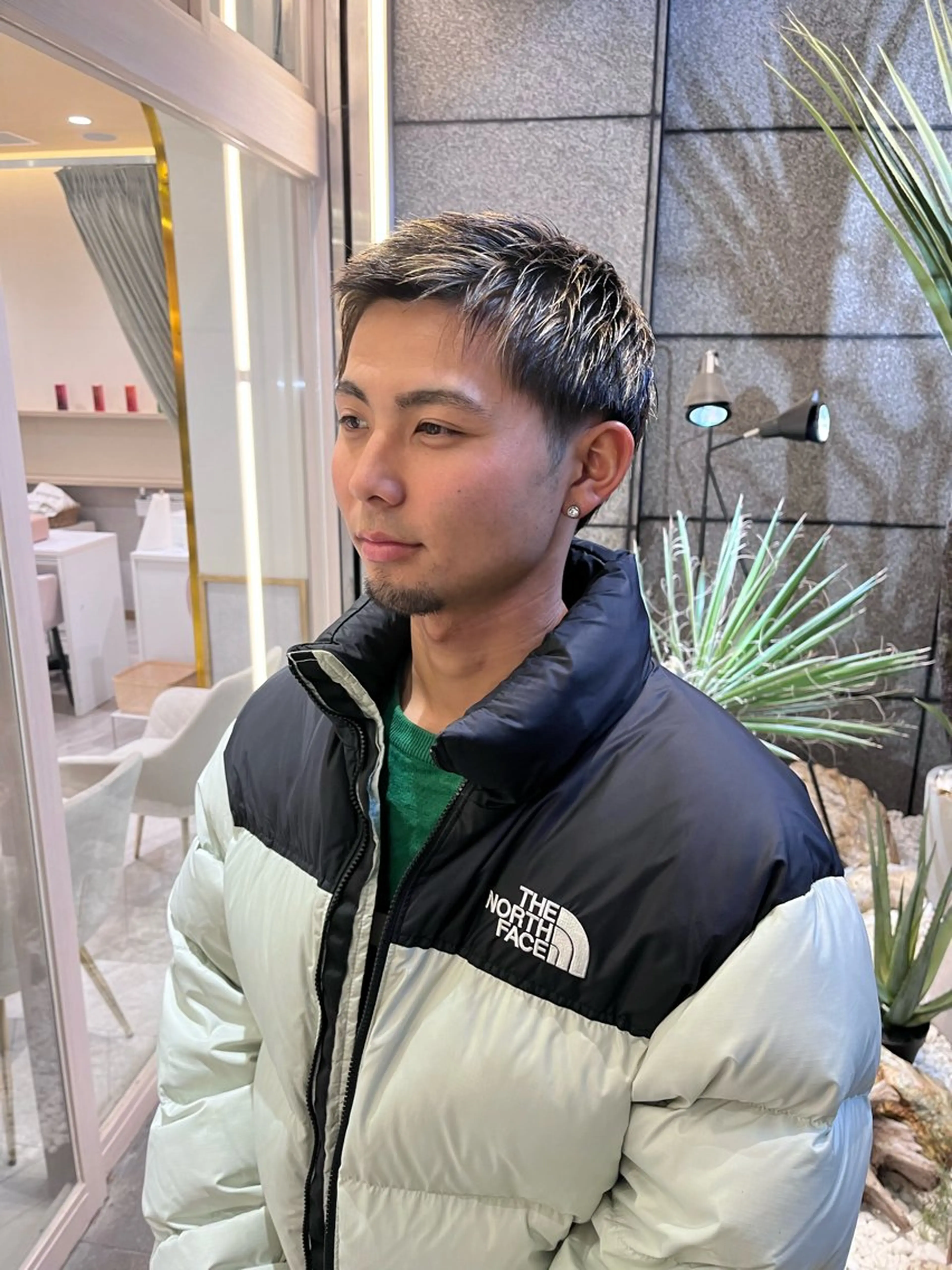 カラー メンズ ∴Sanae. ∴ トータルビューティーのネイルデザイン