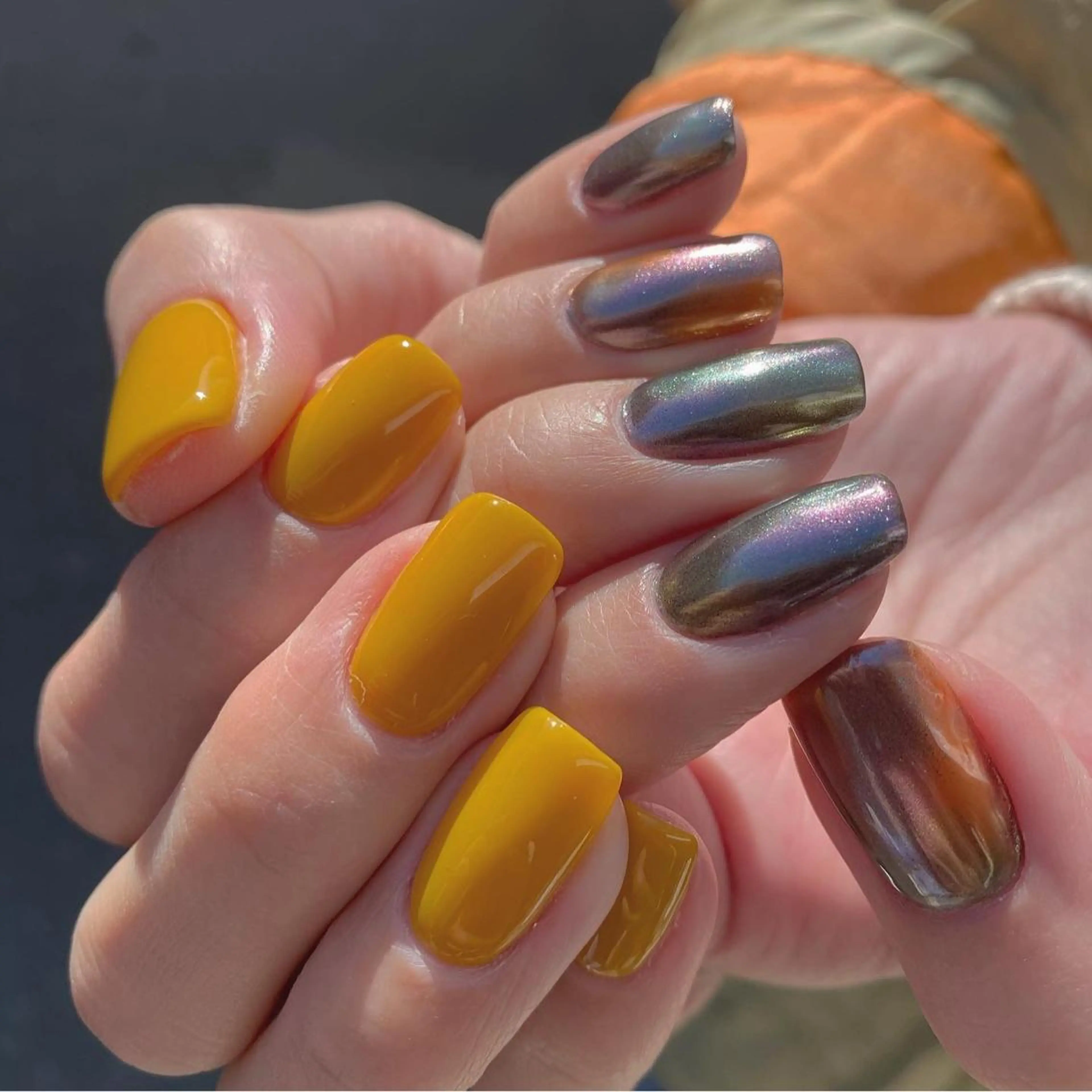 ネイル ミラーネイル 🌼大西洋子 laughl🌼のネイルデザイン