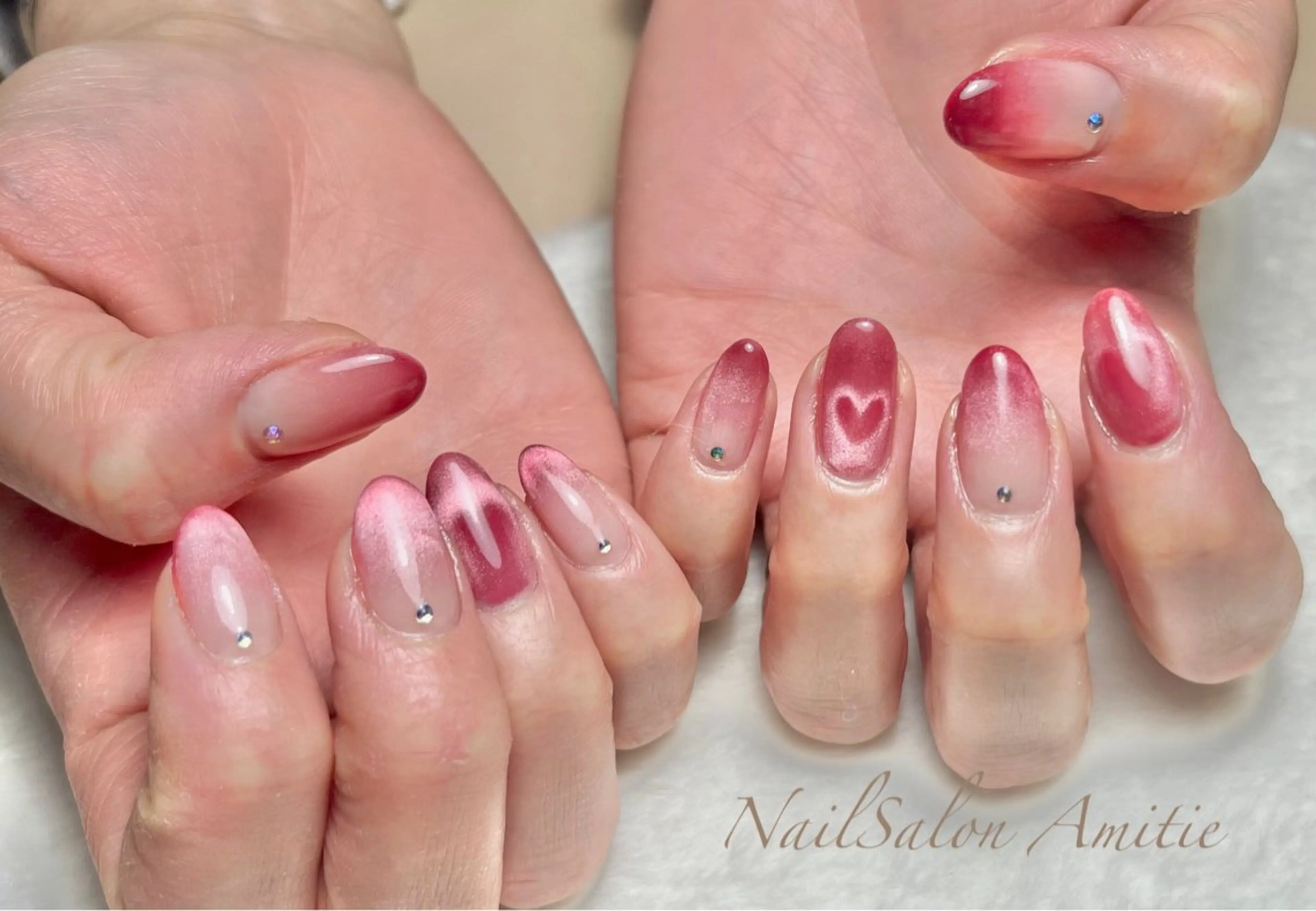 ネイル ハート マグネットネイル NailSalon Amitieのネイルデザイン
