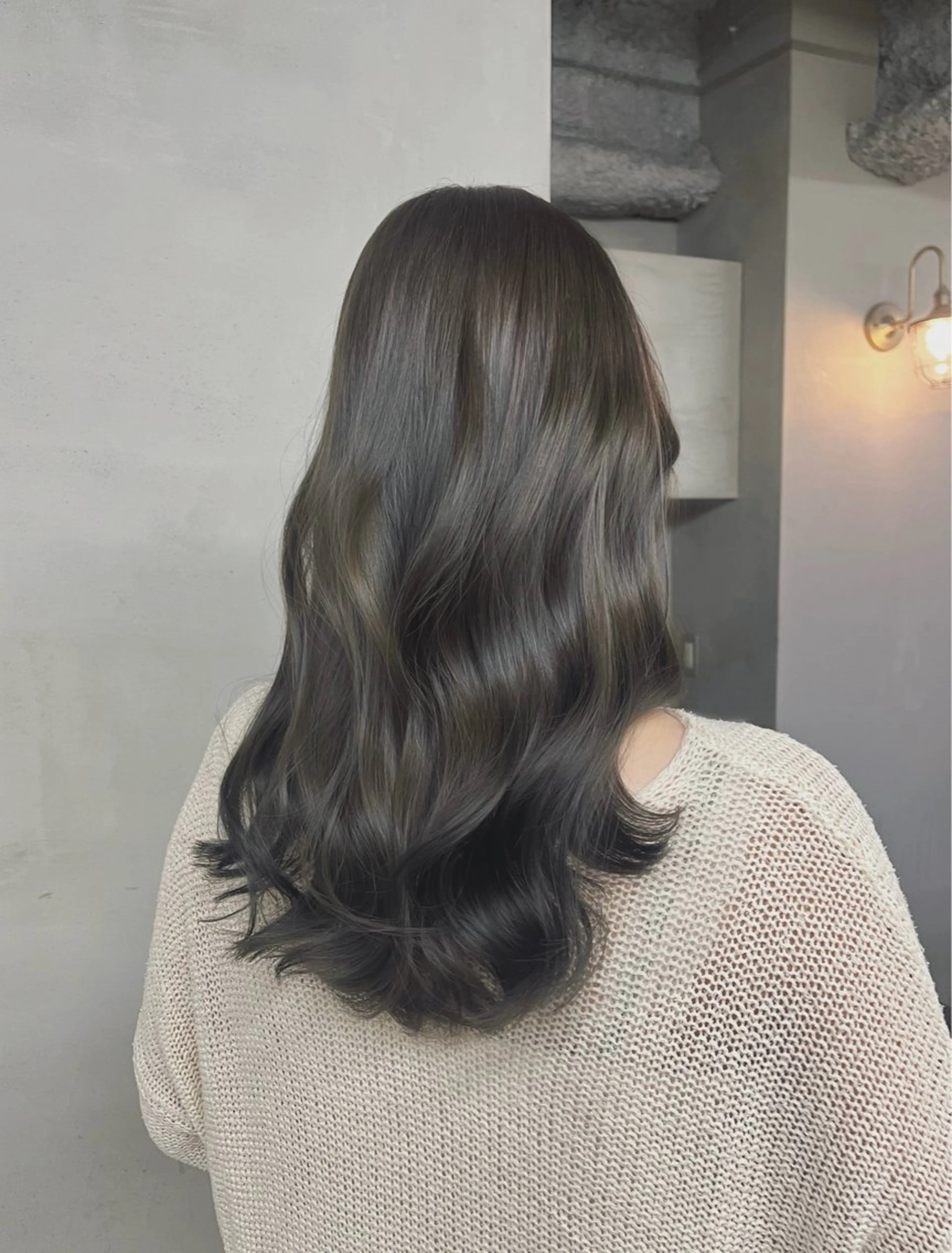 ロング カラー 透明感カラー ダブルカラー グレージュ オリーブグレージュ オリーブグレー カット ヘアカラー トリートメント ヘアセット 韓国ヘア🫧 KAZUTOのヘアスタイル