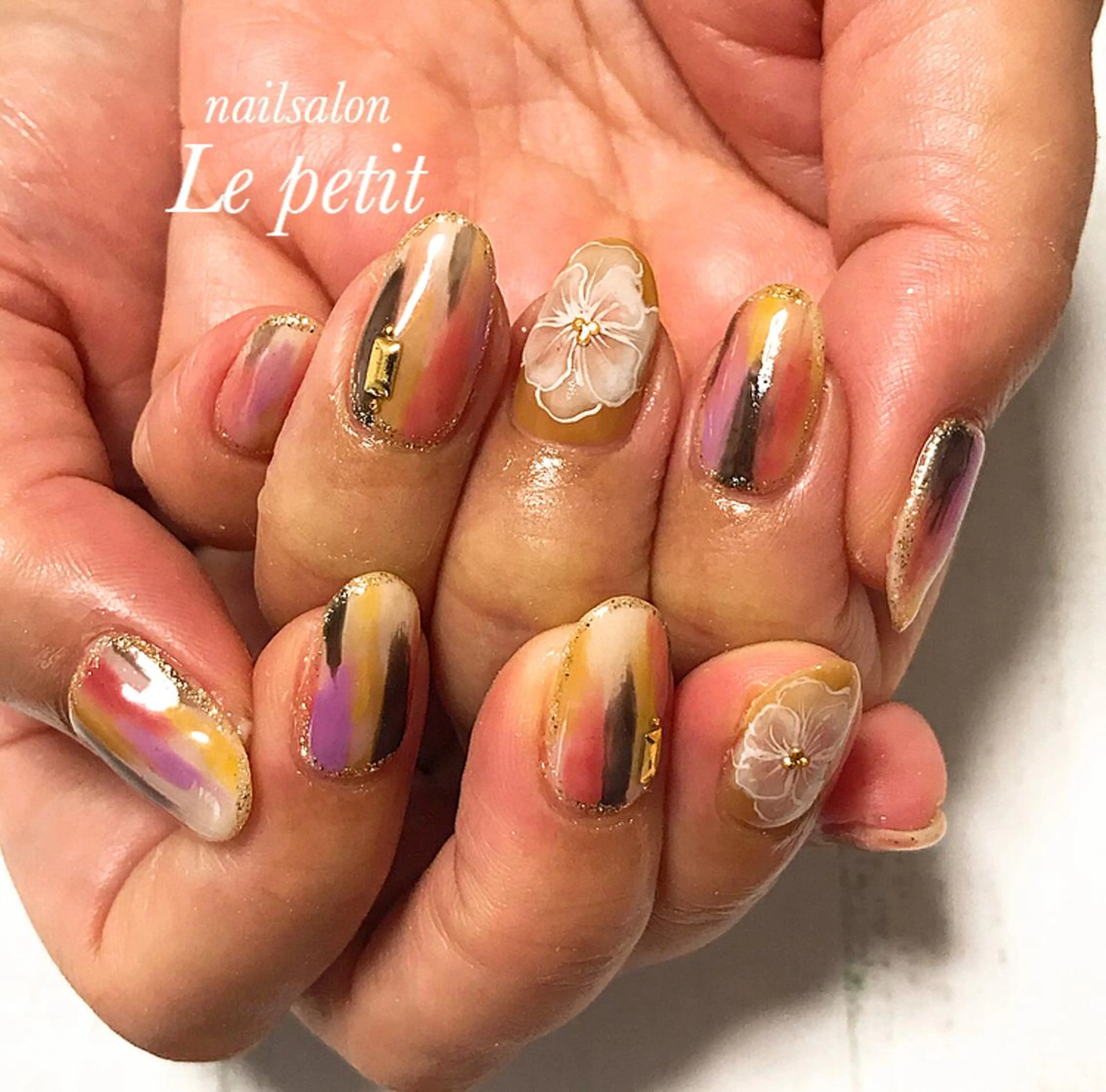 ネイル 石野 広佳のネイルデザイン