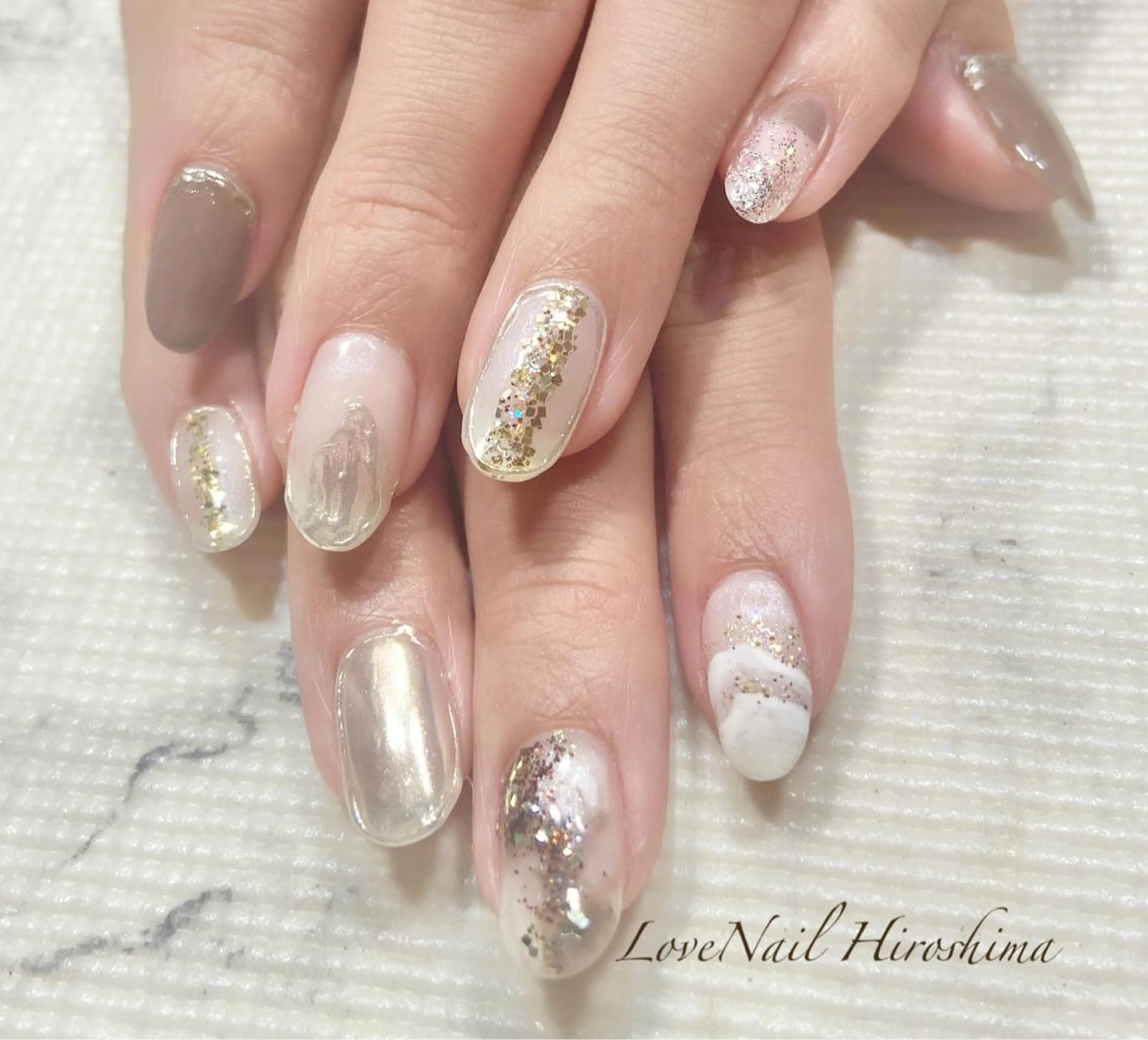 ネイル 持ち込み ハンドネイル フットネイル LoveNaii広島店所属・LoveNail HIROSHIMAのネイルデザイン