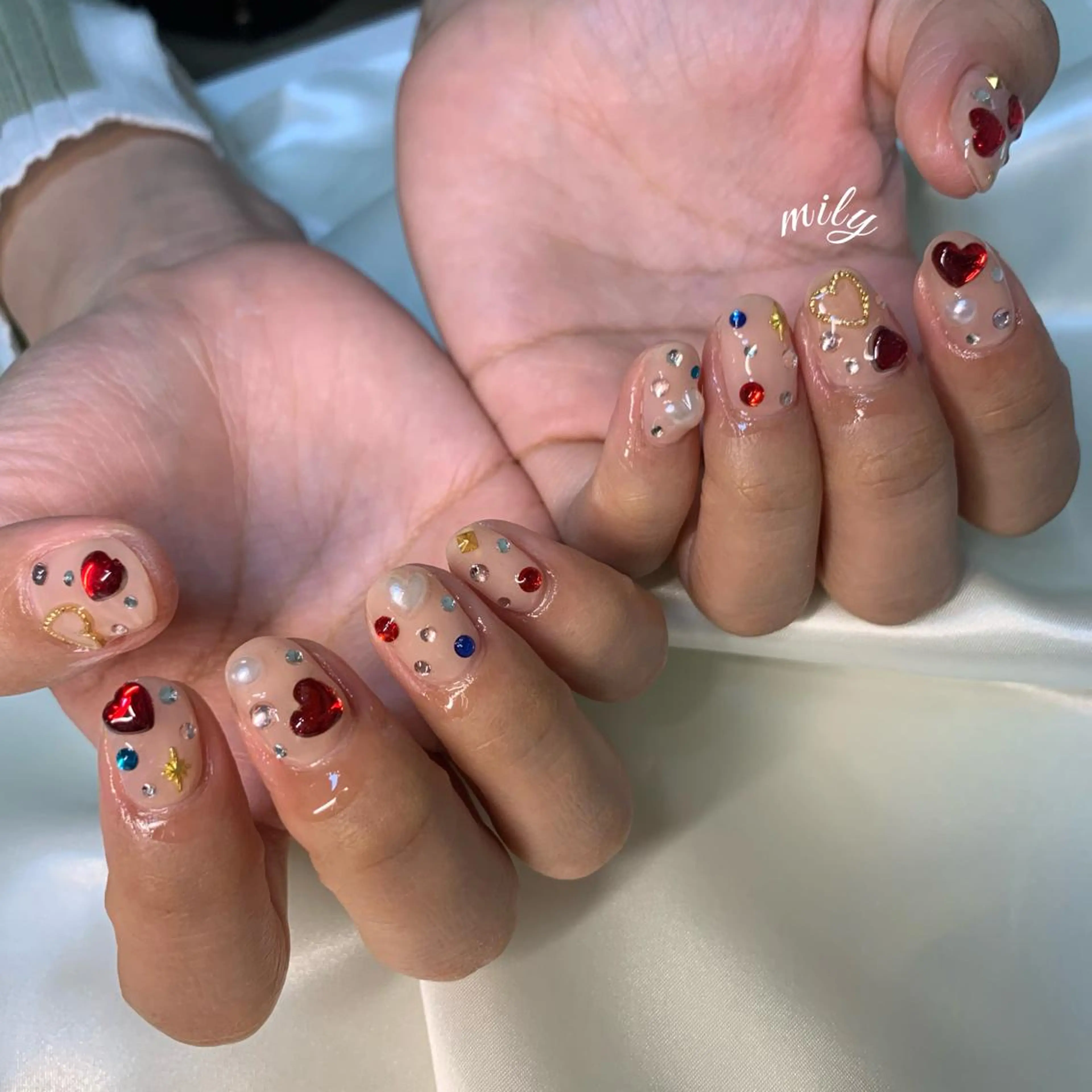 ネイル mily_harajuku所属・韓国ネイル☁️ haruna🌛のネイルデザイン