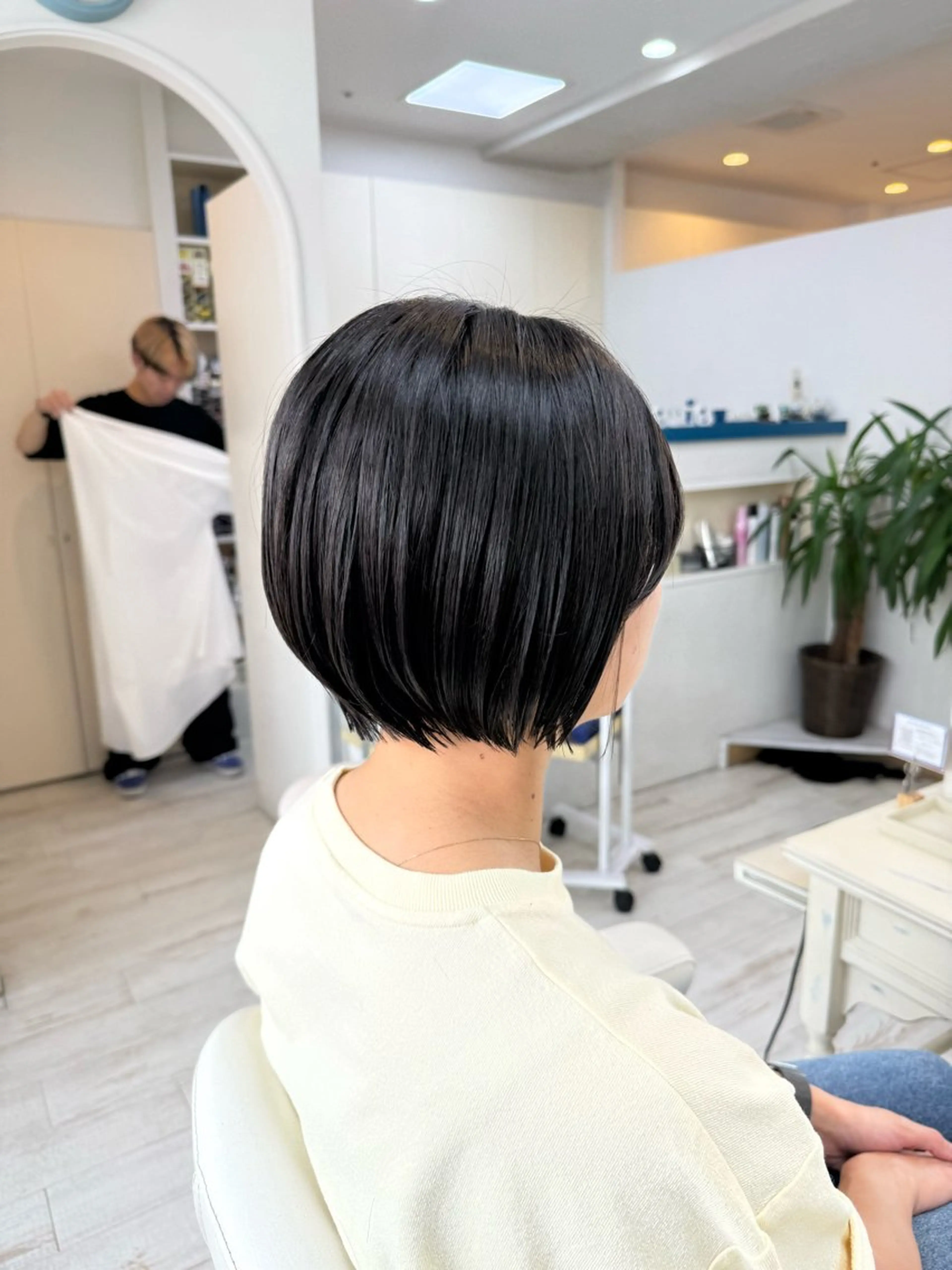 ショート ショートボブ ボブ ショートヘア カット 新籾 尚哉のヘアスタイル