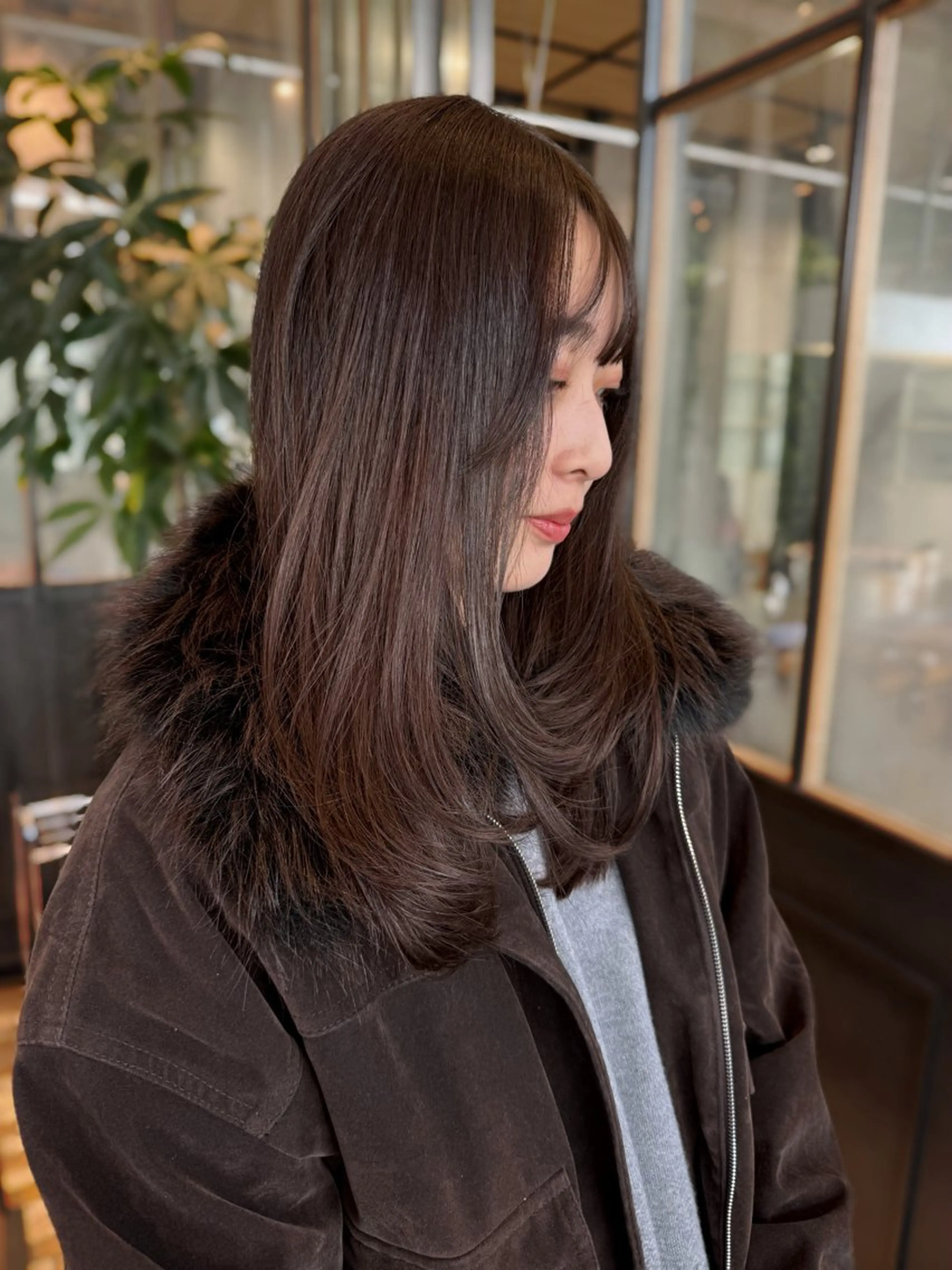 セミロング レイヤーカット カット ヘアカラー レイヤーカット /momocaのヘアスタイル