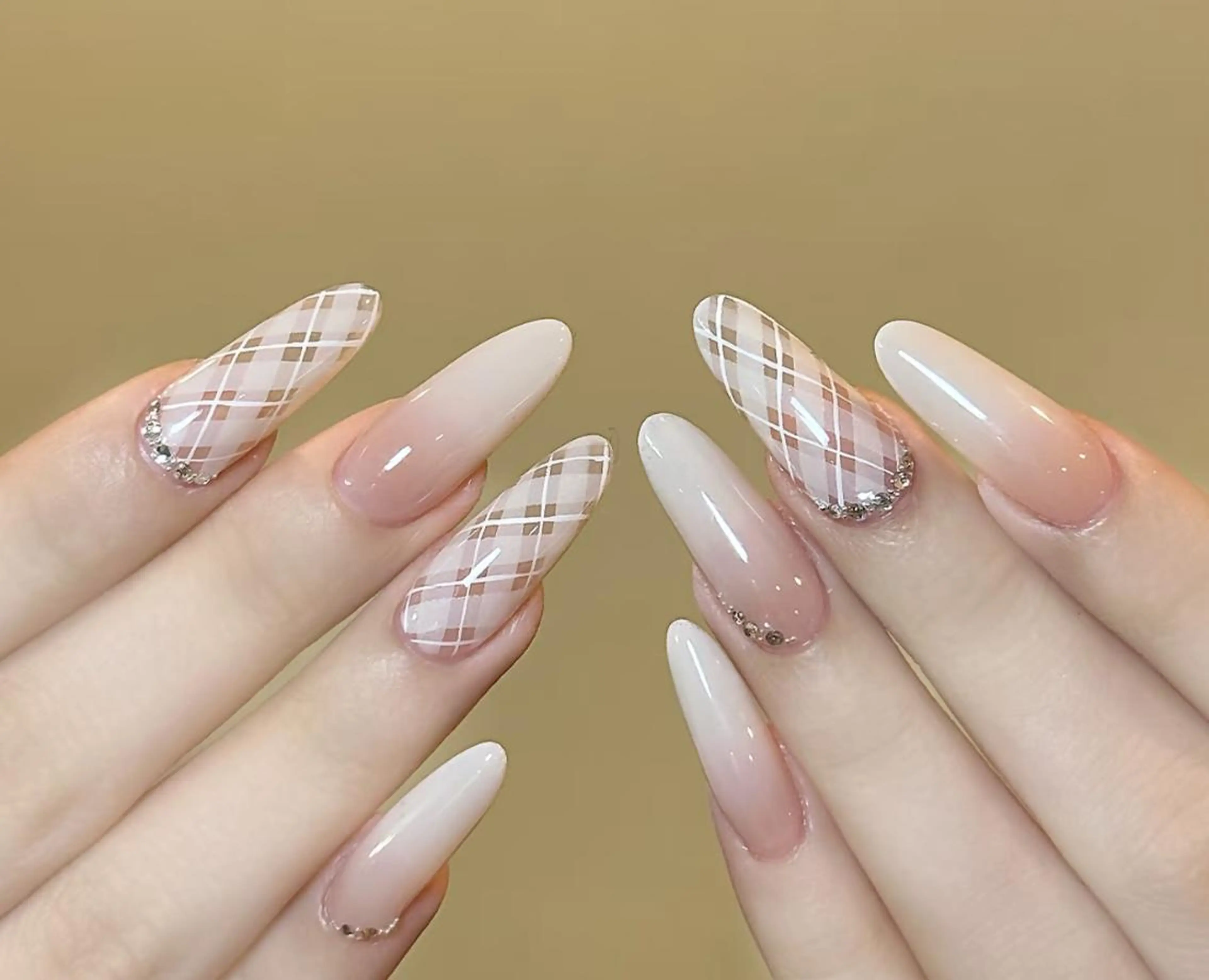 ネイル ハンドネイル 🎀 NaNa_nailのネイルデザイン