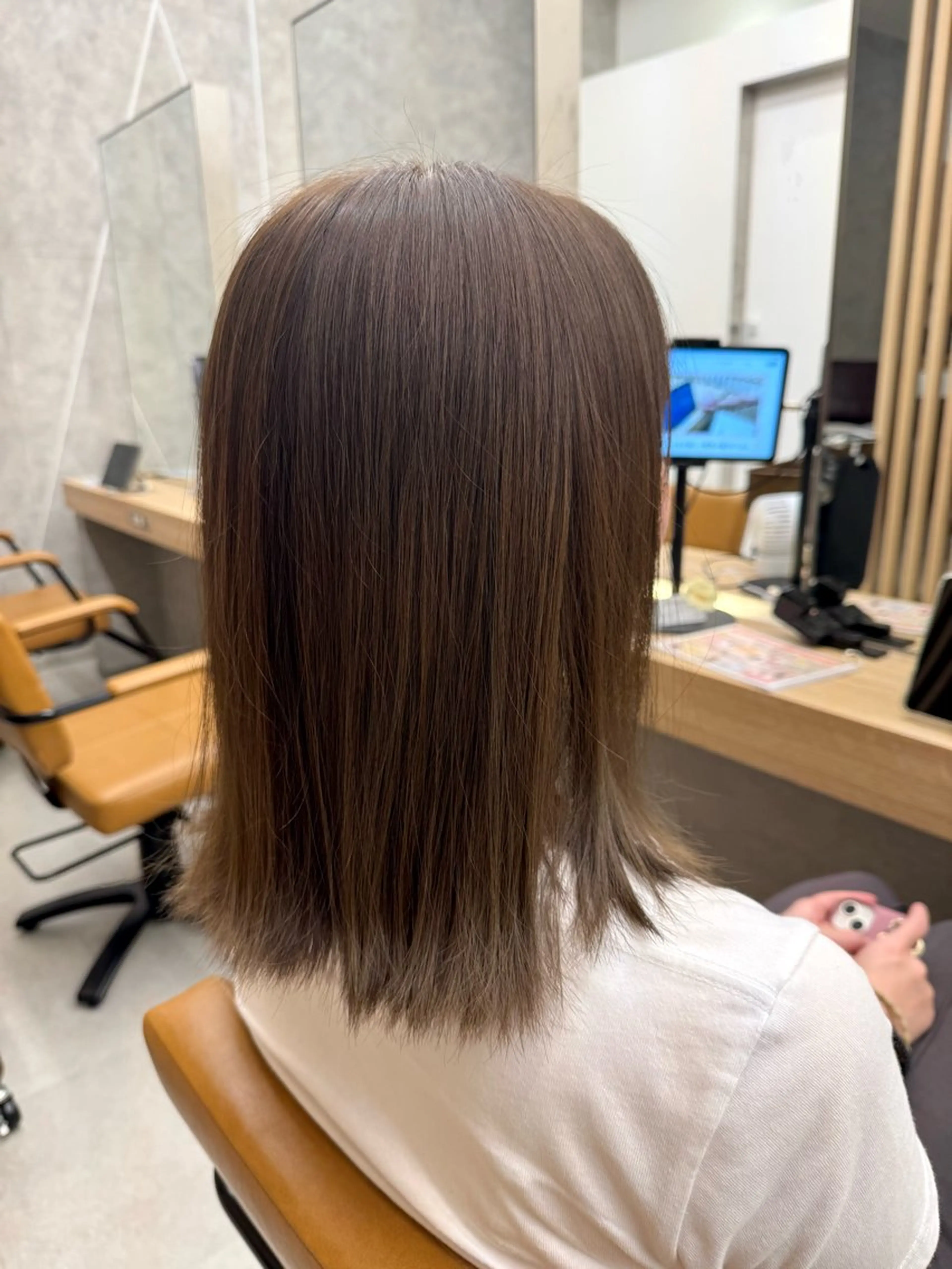 セミロング カラー アッシュ アッシュブラウン ブラウンカラー ヘアカラー けー すけのヘアスタイル