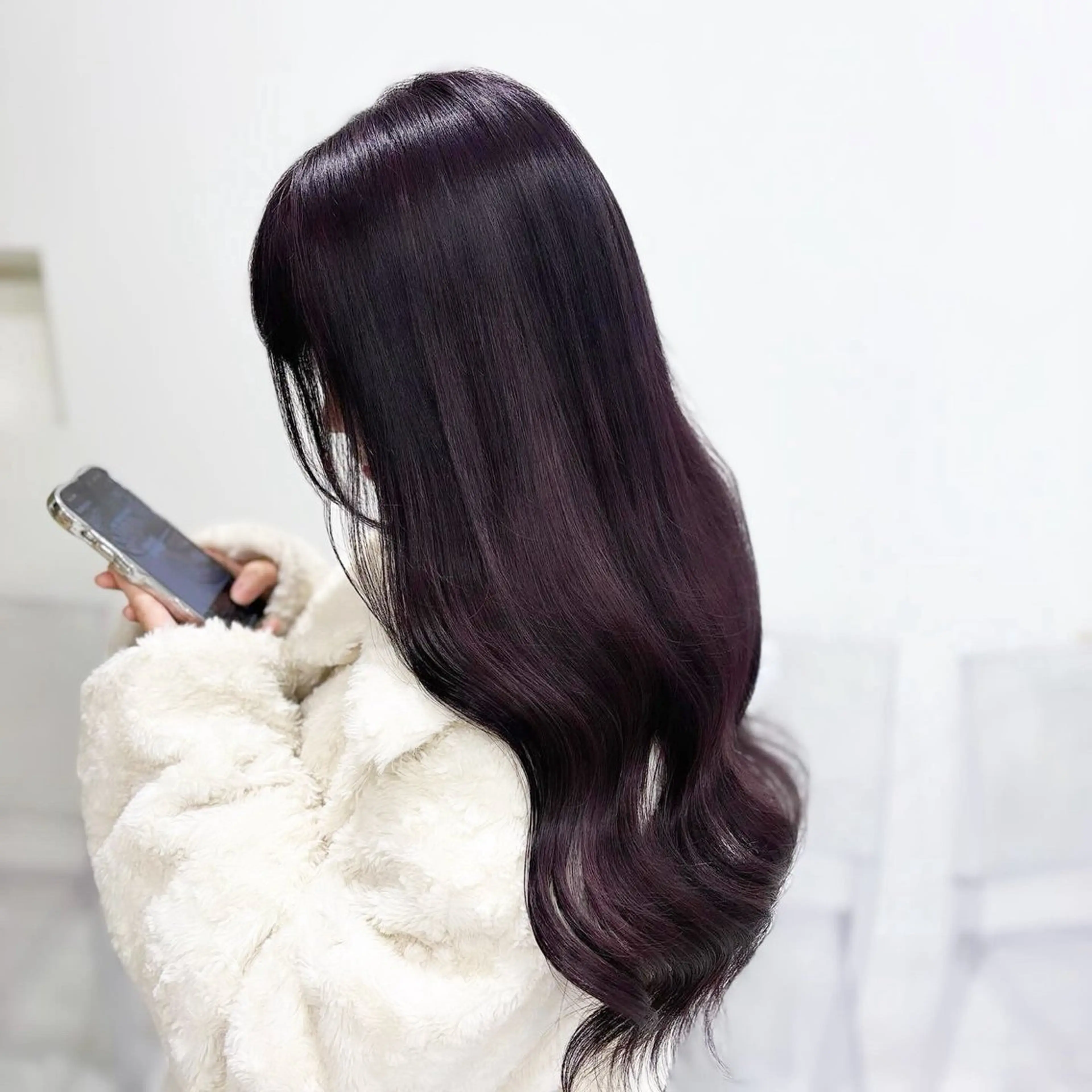 セミロング ヘアカラー トリートメント ヘアセット 🩵色落ち可愛い 寒色カラー🩵のヘアスタイル