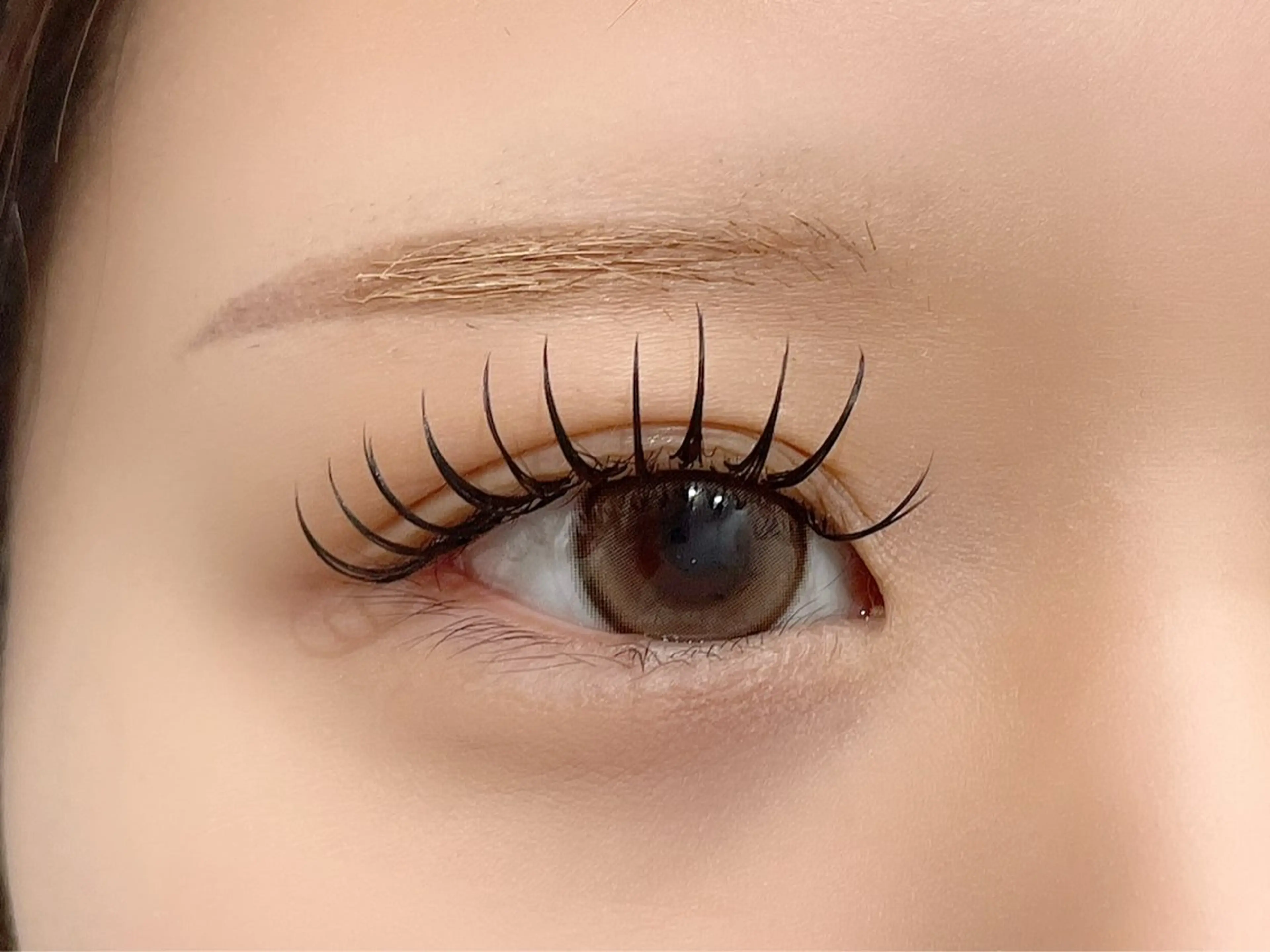 マツエク・マツパ Dカール マツエク solua上本町店所属・solua上本町店 タカヤマの眉毛・アイブロウイメージ