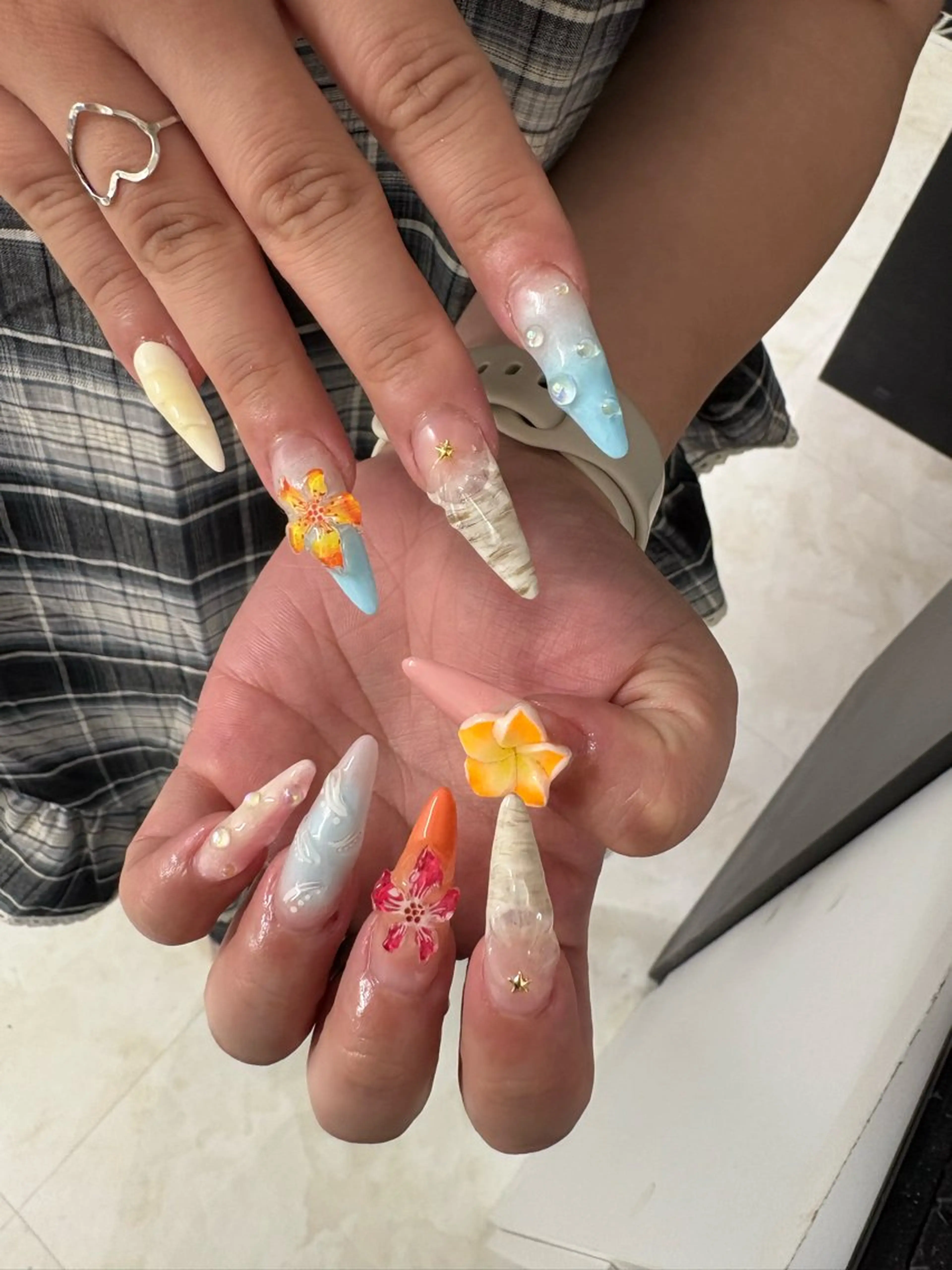 ネイル MODA Momoのネイルデザイン