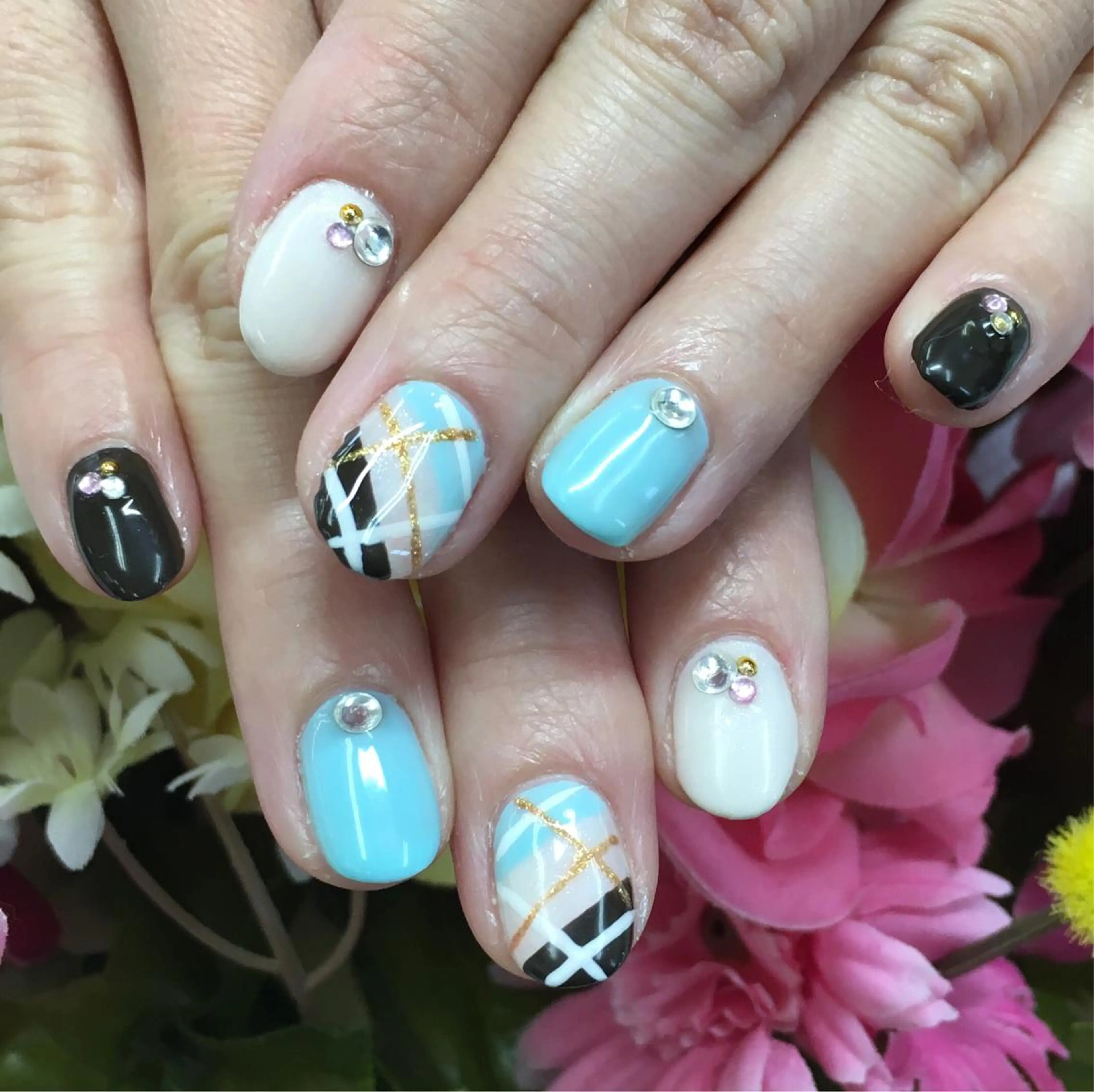 ネイル マツエク・マツパ nail salon＆school felice所属・フェリーチェ瑞江店 新山のネイルデザイン