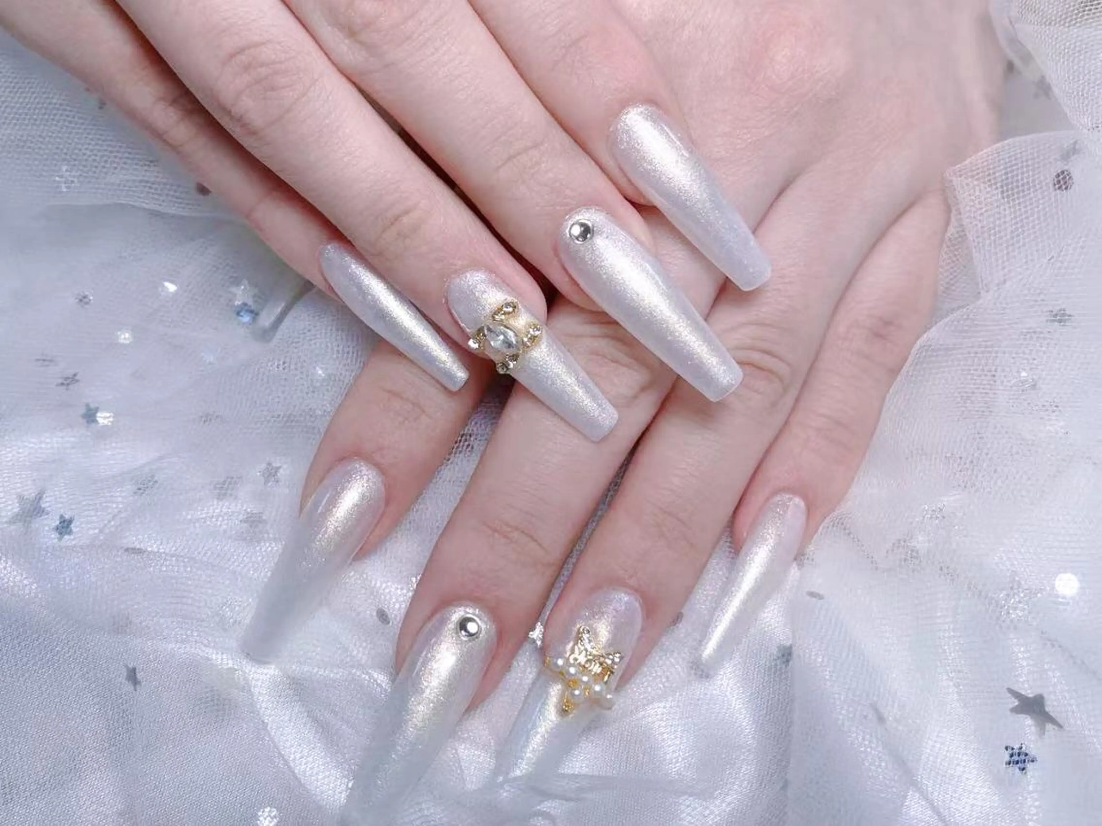 ネイル VIVIAN リサのネイルデザイン