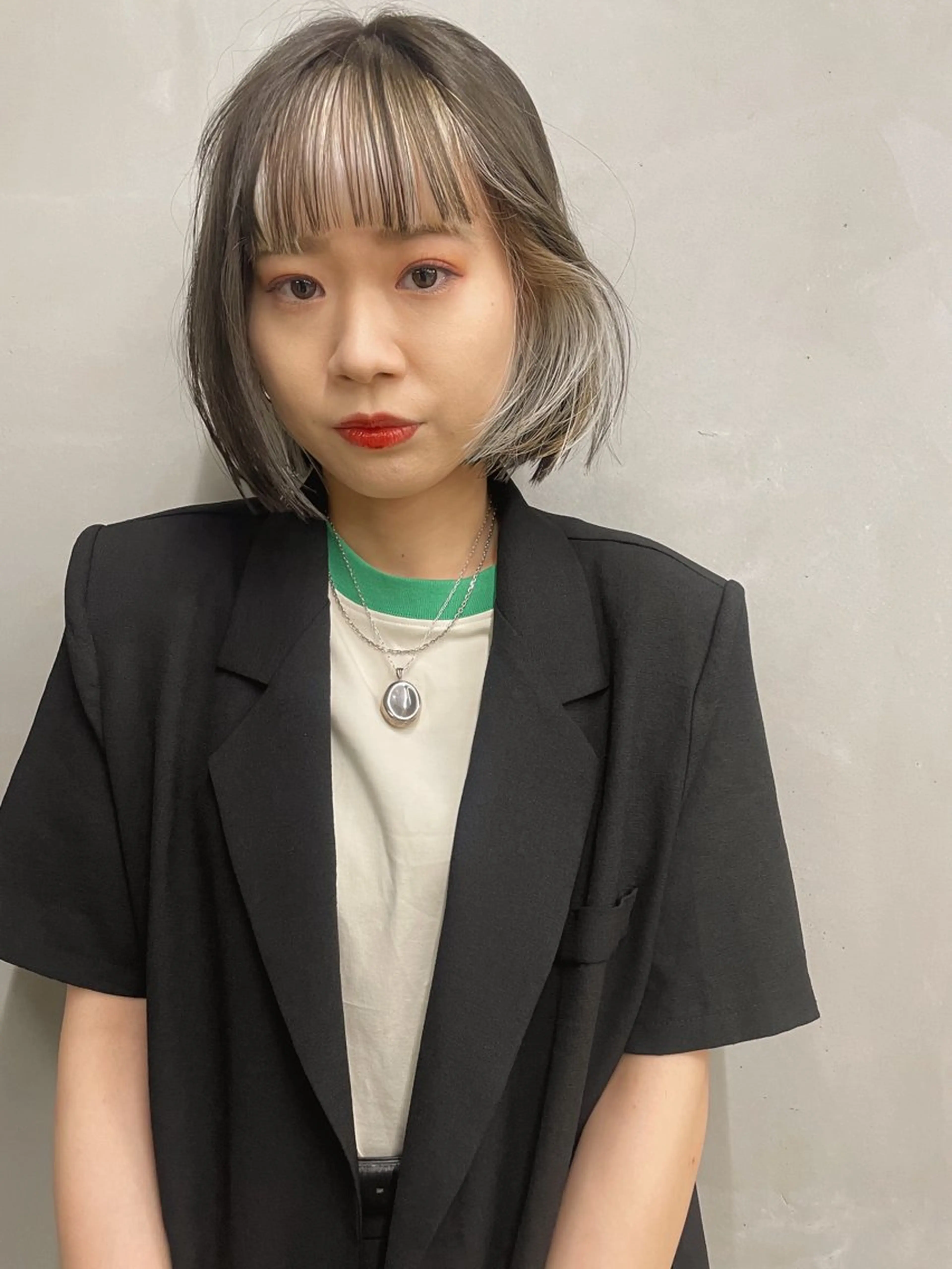 ショート カラー 抜きっぱなしブロンド カット ヘアカラー トリートメント センスをお届けします 大谷将生INFPのヘアスタイル