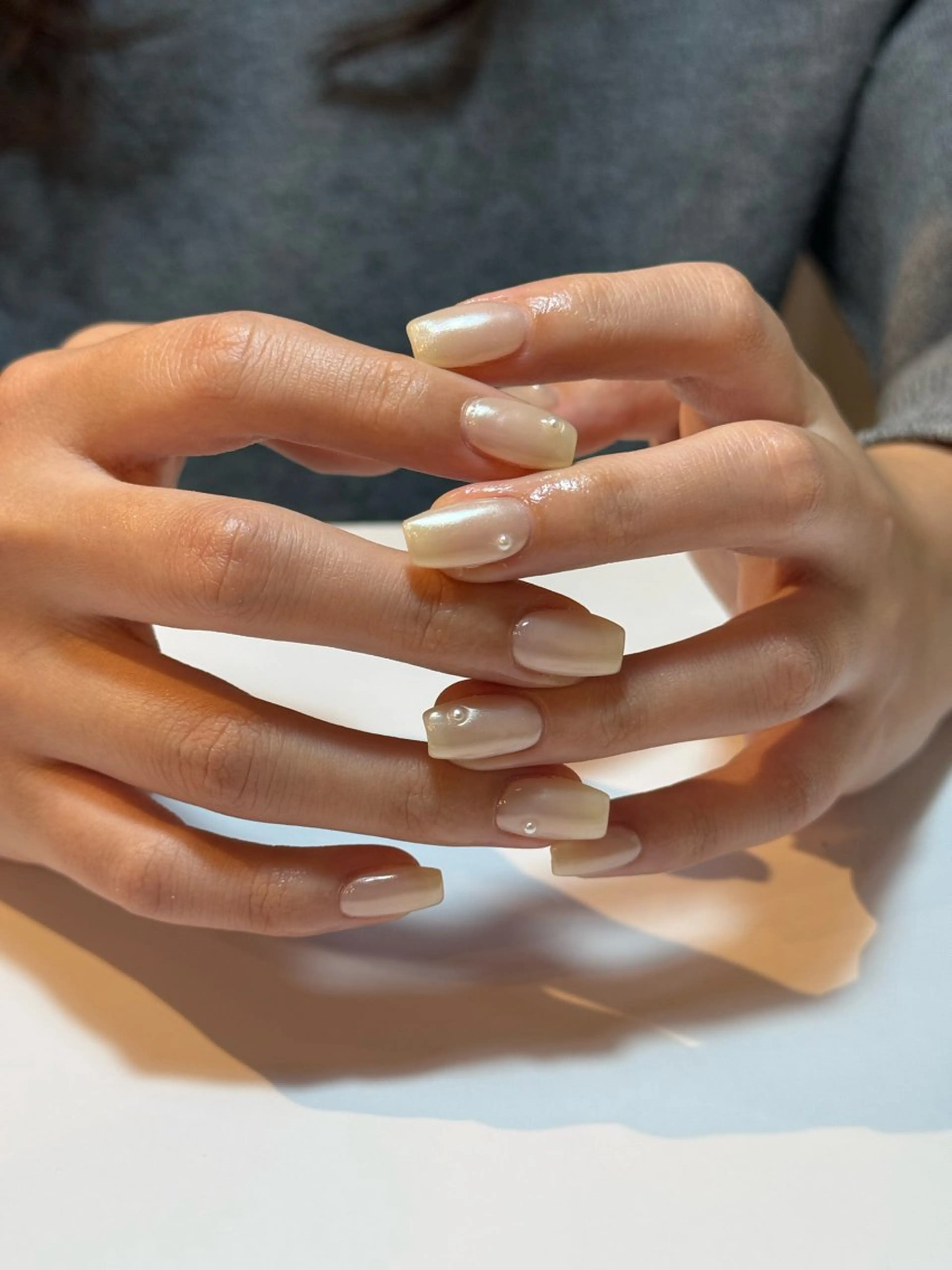 ネイル ミラーネイル Manon Yuiのマツエク・マツパデザイン