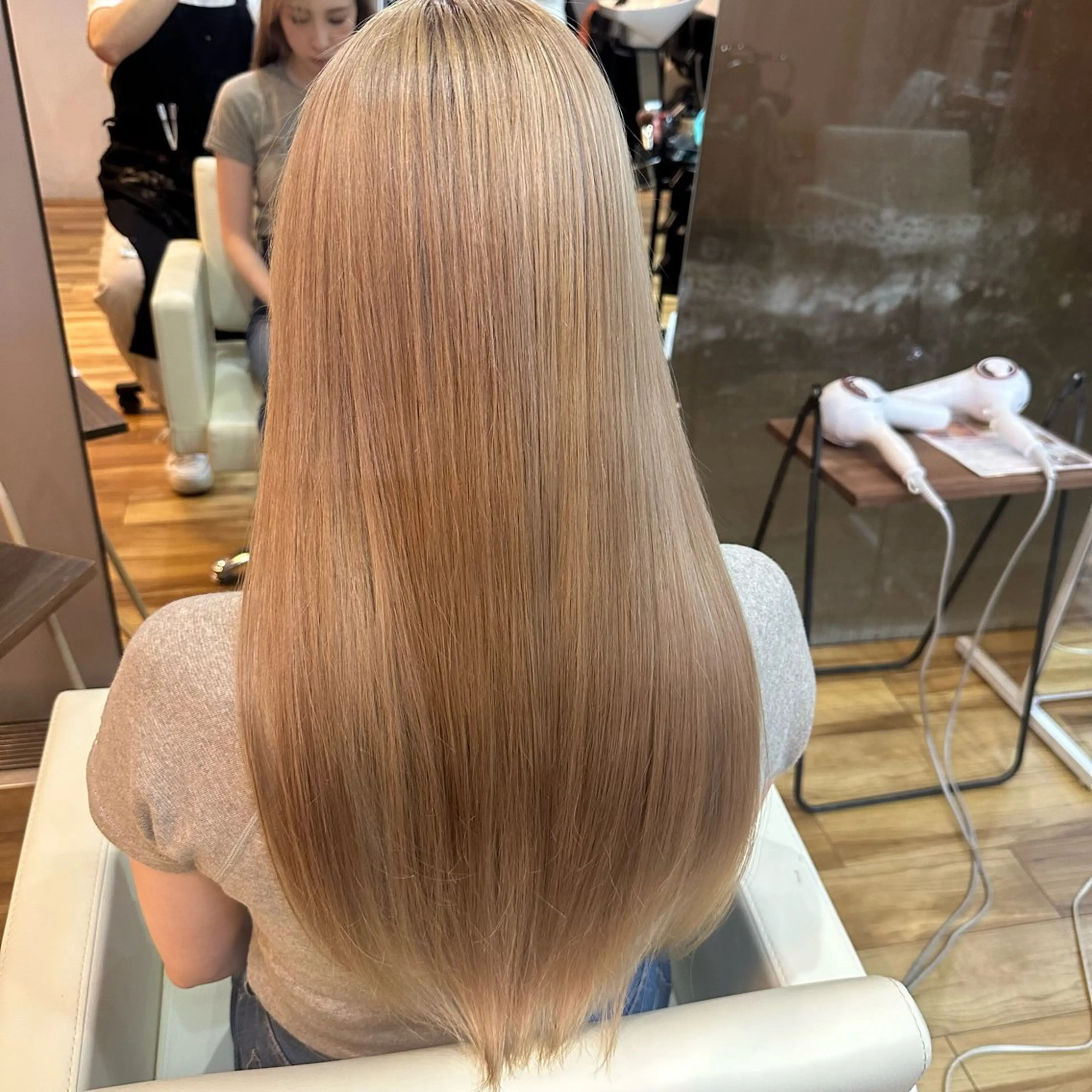 カラー ブリーチ ヘアカラー 大原 正寛のヘアスタイル
