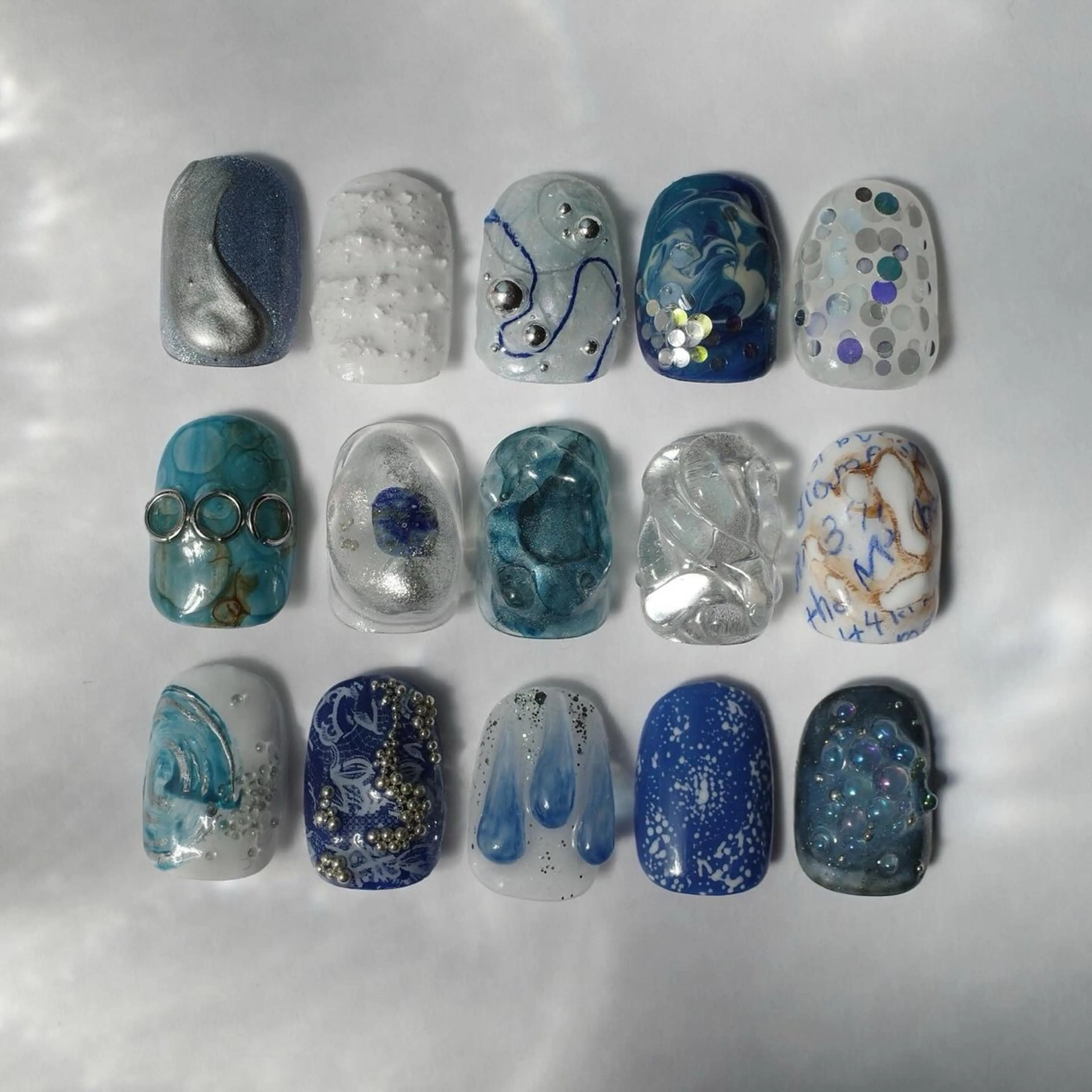 ネイル ULL conatsuのネイルデザイン