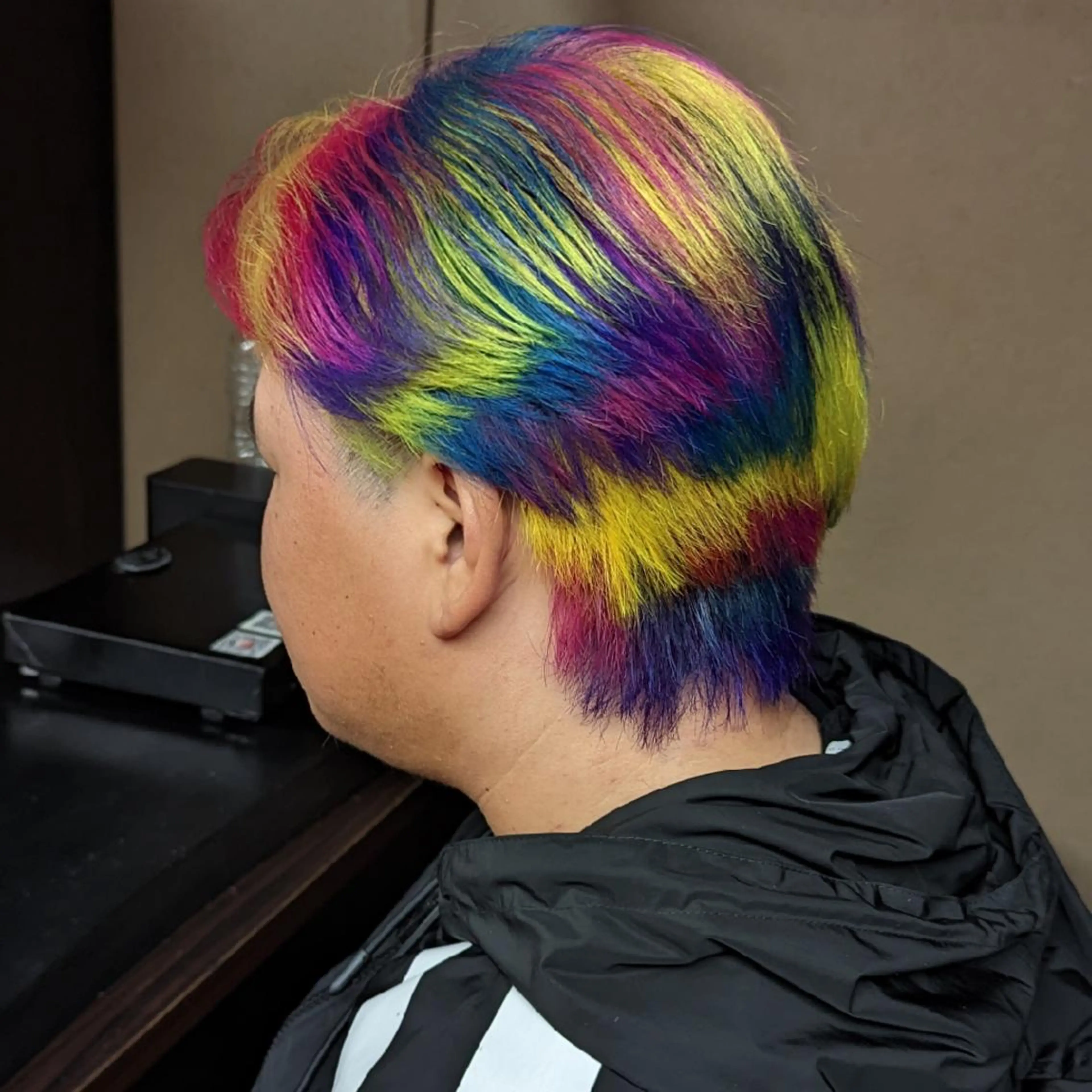 ショート カラー メンズ カット ヘアカラー トリートメント fuwat所属・秋葉原でカラーする なら🐉ちぇーたんのヘアスタイル