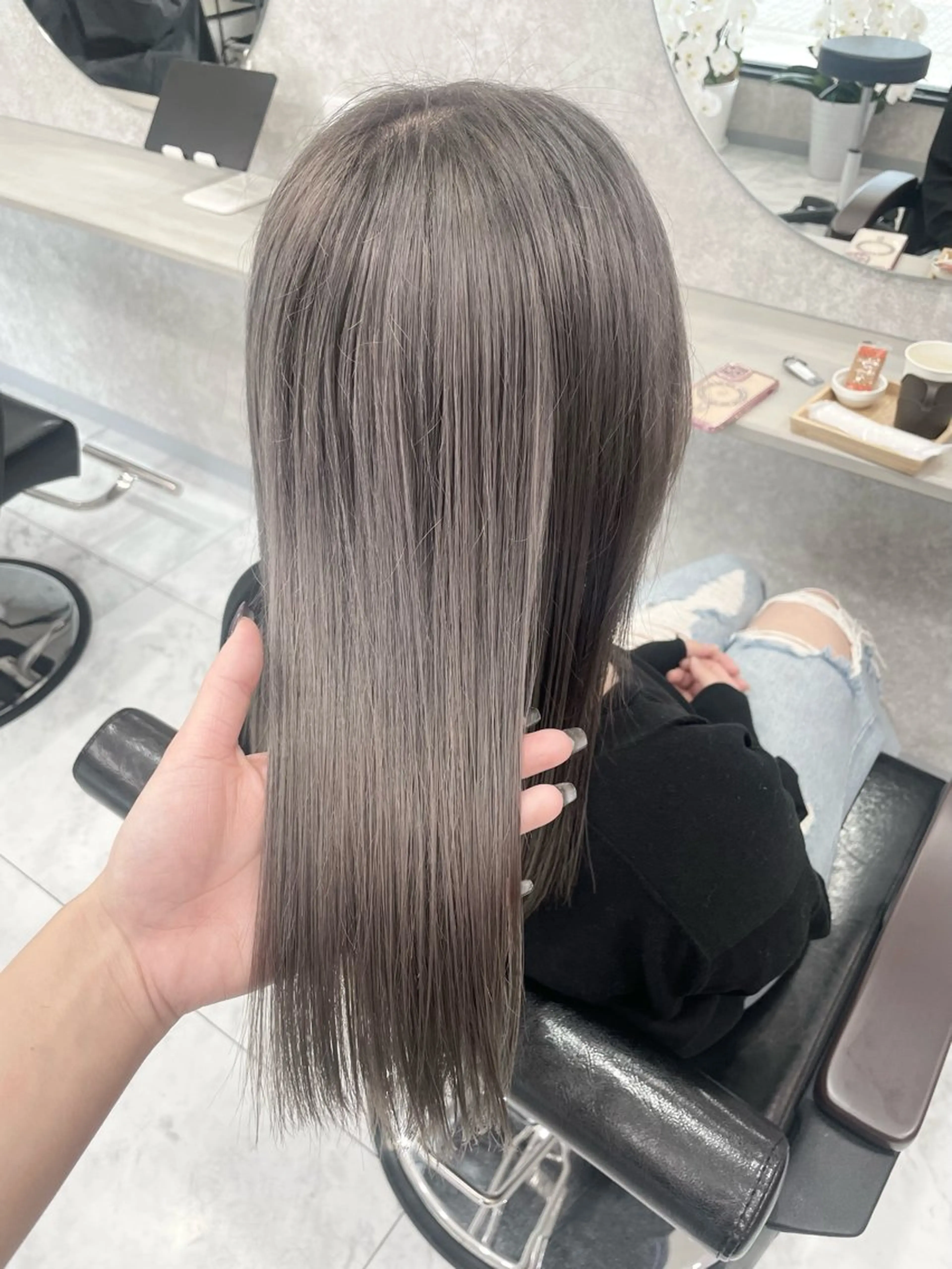 セミロング 🦋ハイトーン🦋 石山 希理🦋のヘアスタイル