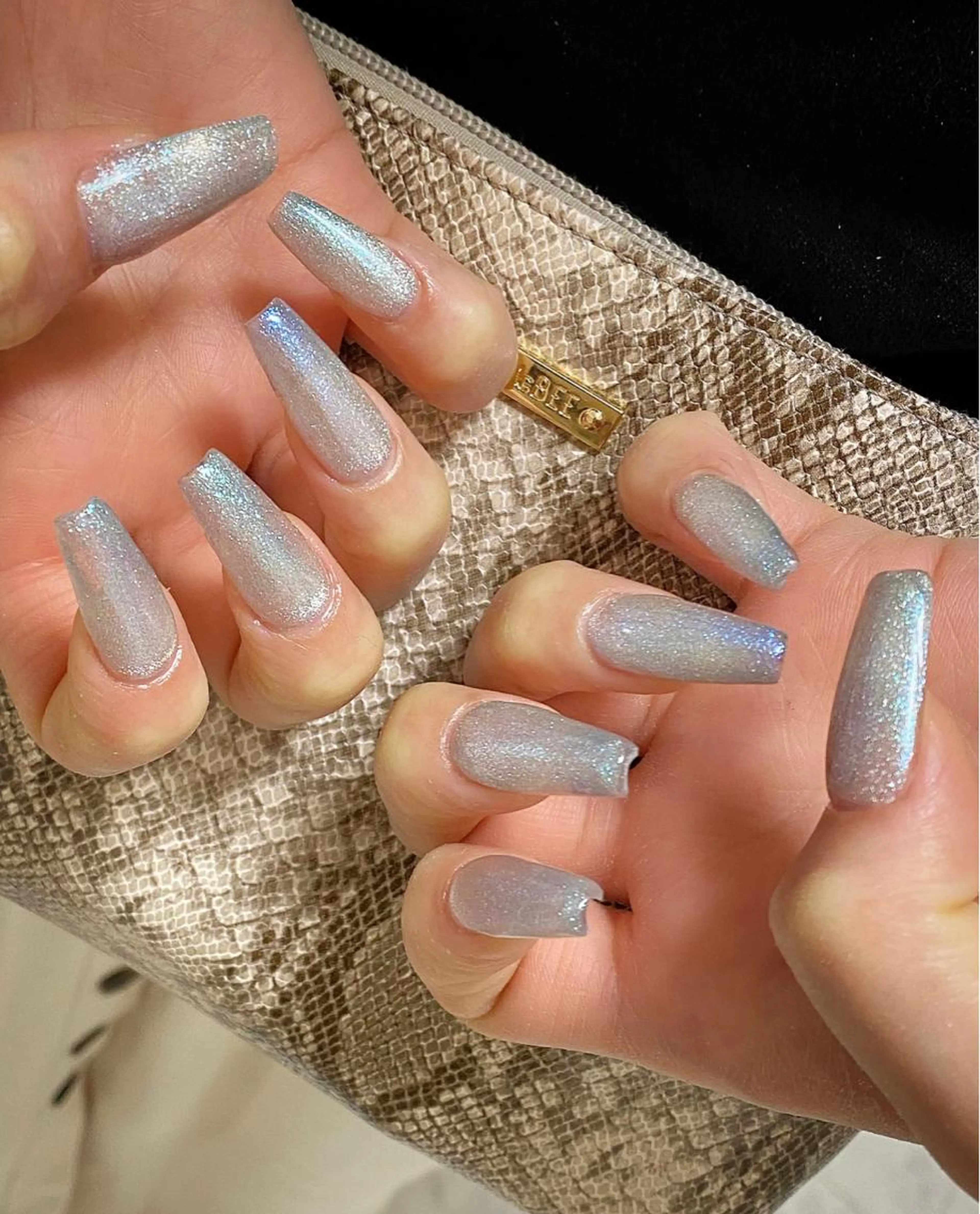 スカルプマグネットネイル（2色利用可）の写真