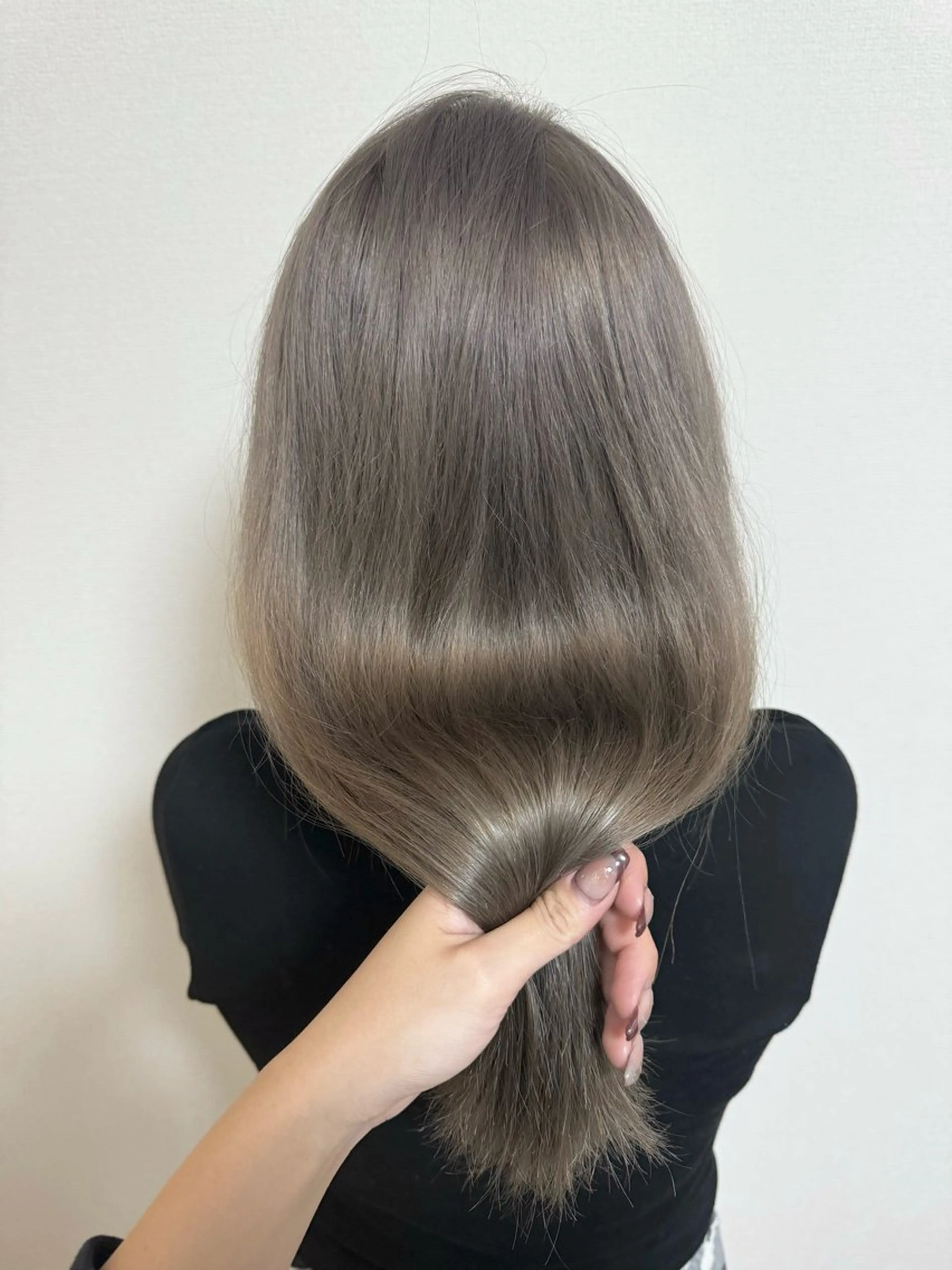 カラー 透明感ある艶カラー / KAKOのヘアスタイル