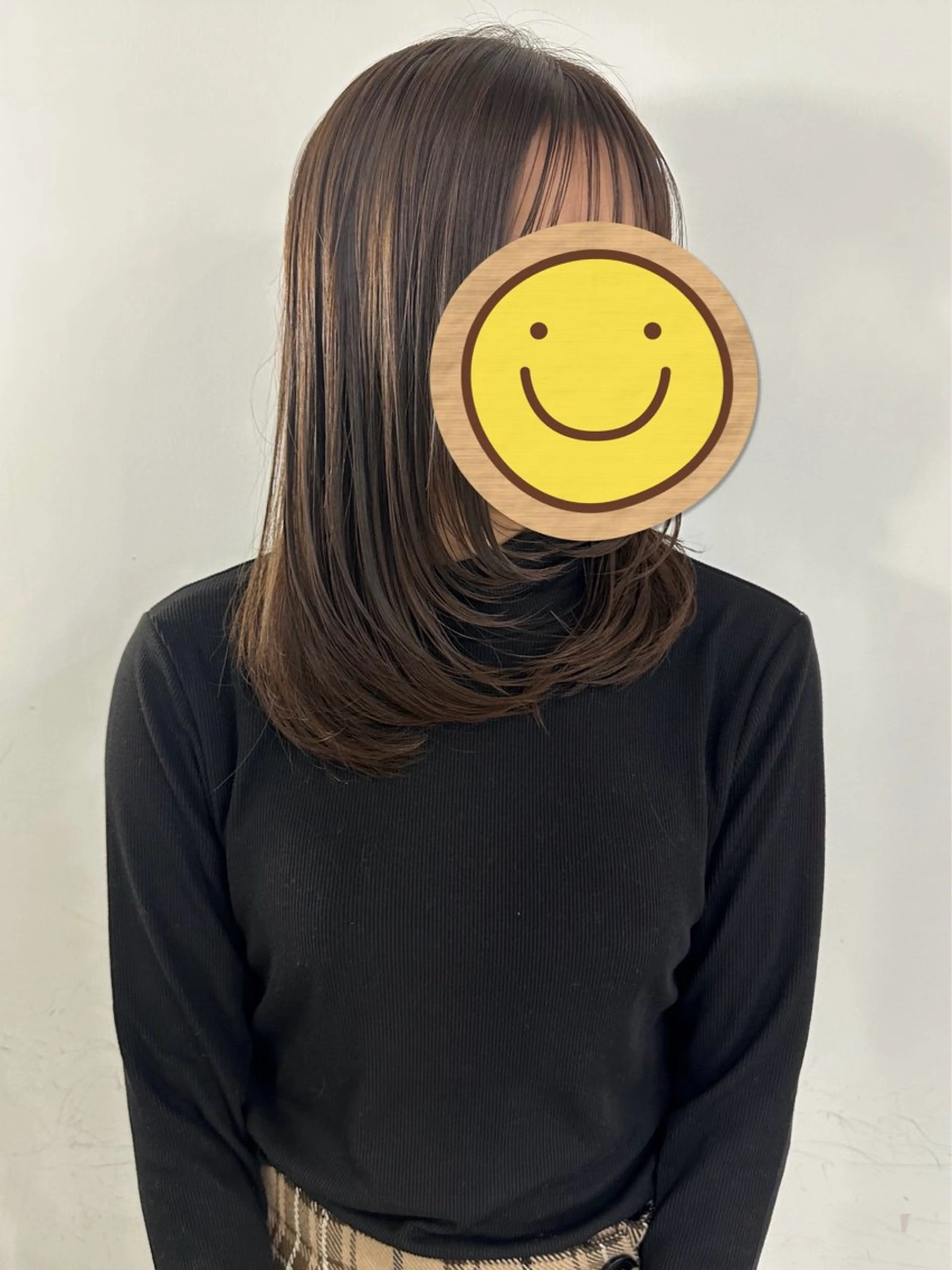 セミロング カラー 顔周りカット レイヤーカット 篠崎 佑季のヘアスタイル