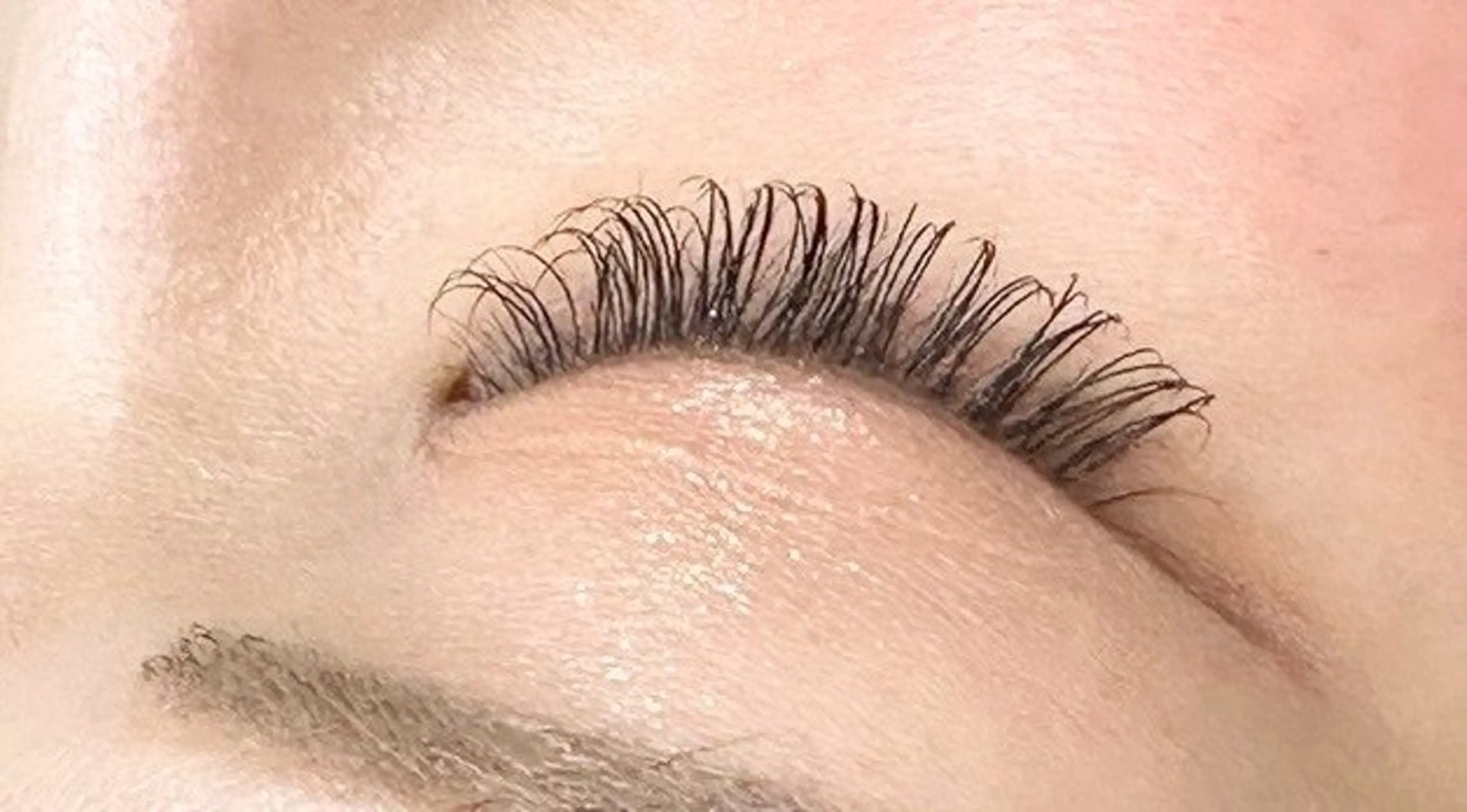 【オフあり/なし】シングルエクステ付け放題🔥❤️（200本まで）付け足し不可🙅‍♀️フラットラッシュ変更可能🫧の写真