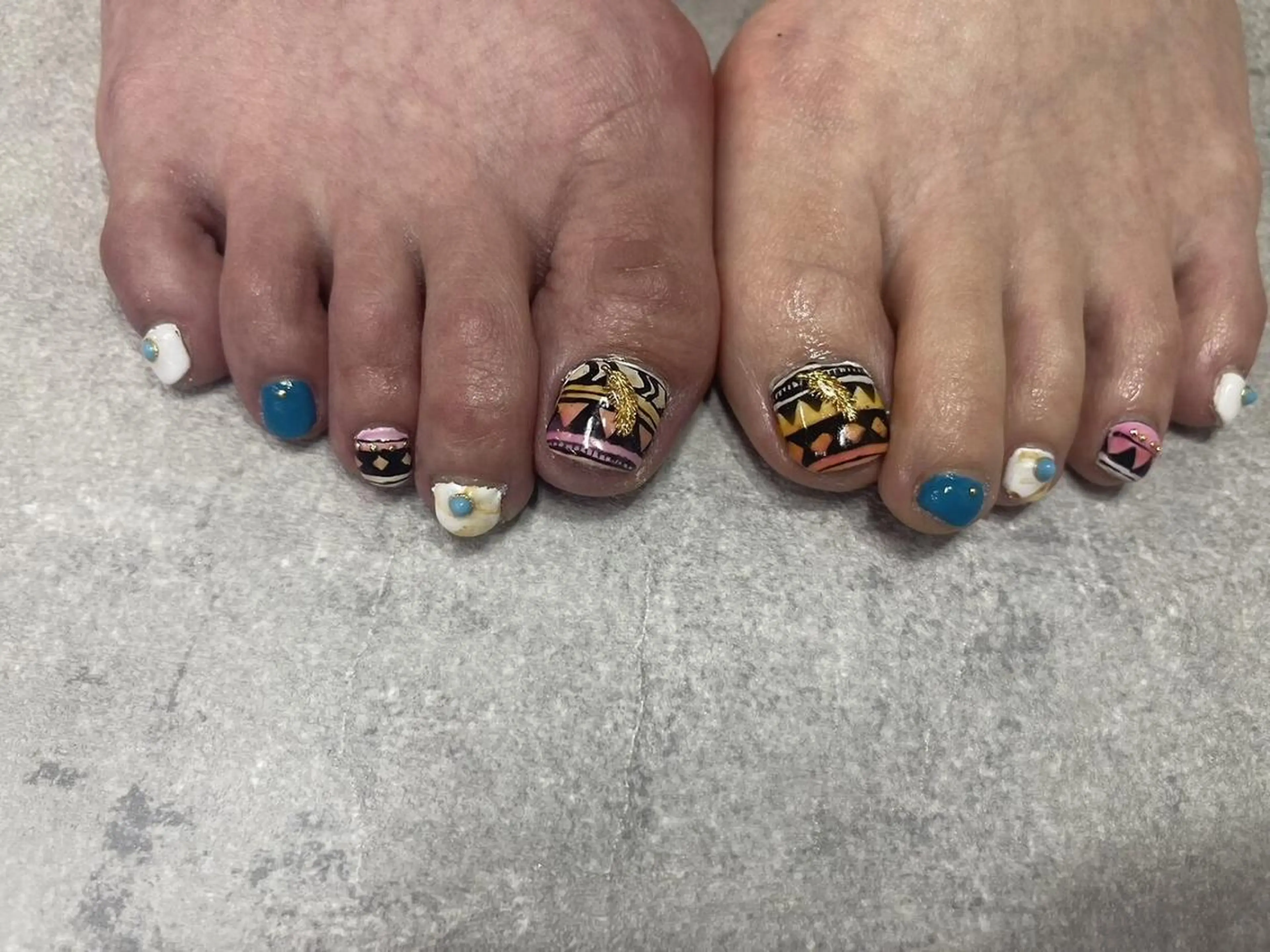 ネイル フットネイル フレンチネイル ジェルネイル ガラスフレンチ グラデーション ハンドネイル ハンドケア FASTNAIL PLUS 新宿店のネイルデザイン