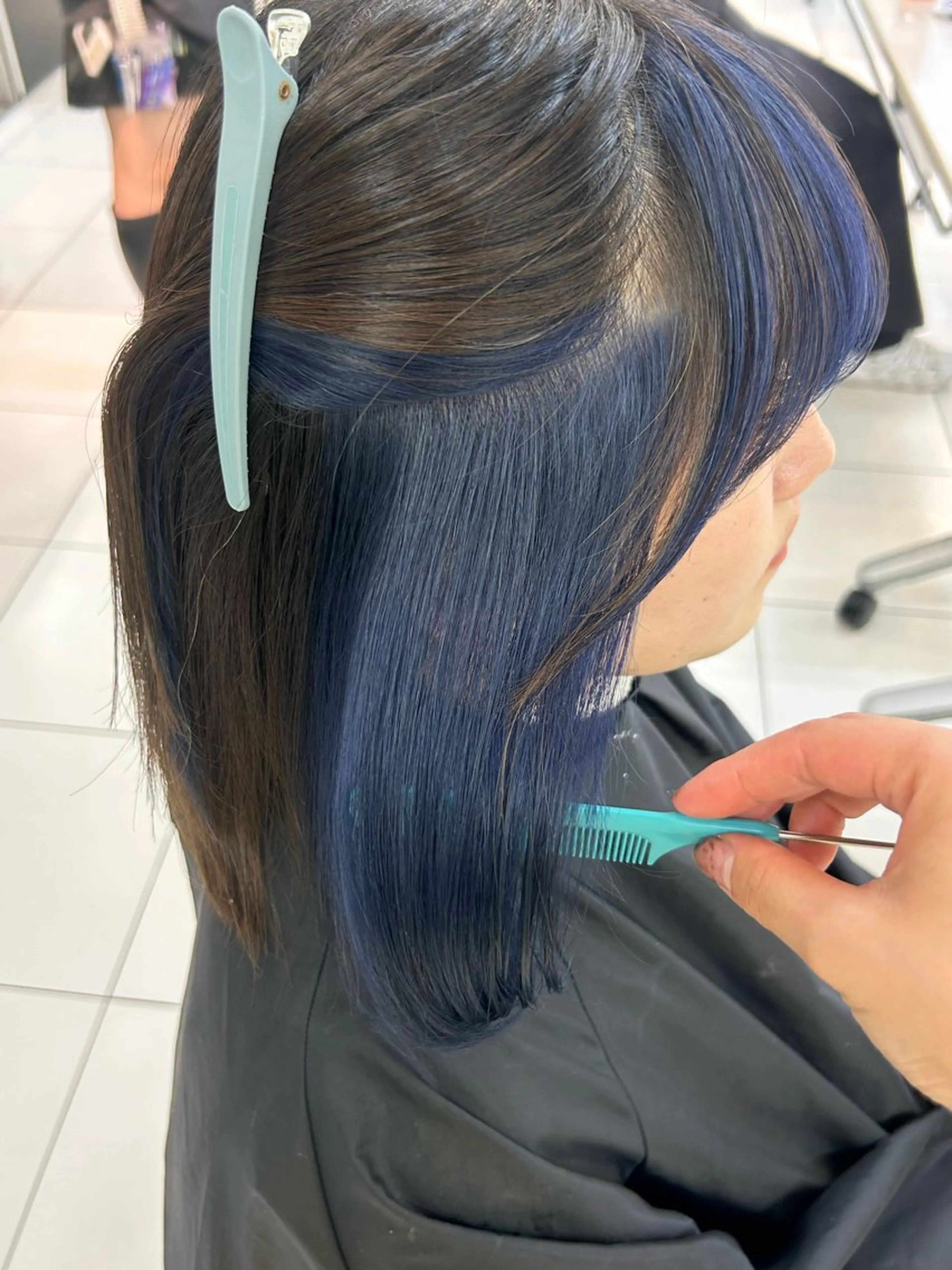 ミディアム カラー ブルーカラー インナーカラー Maelle 元町【マエル】所属・rococo./ 清穏🌈💗🦋のマツエク・マツパデザイン