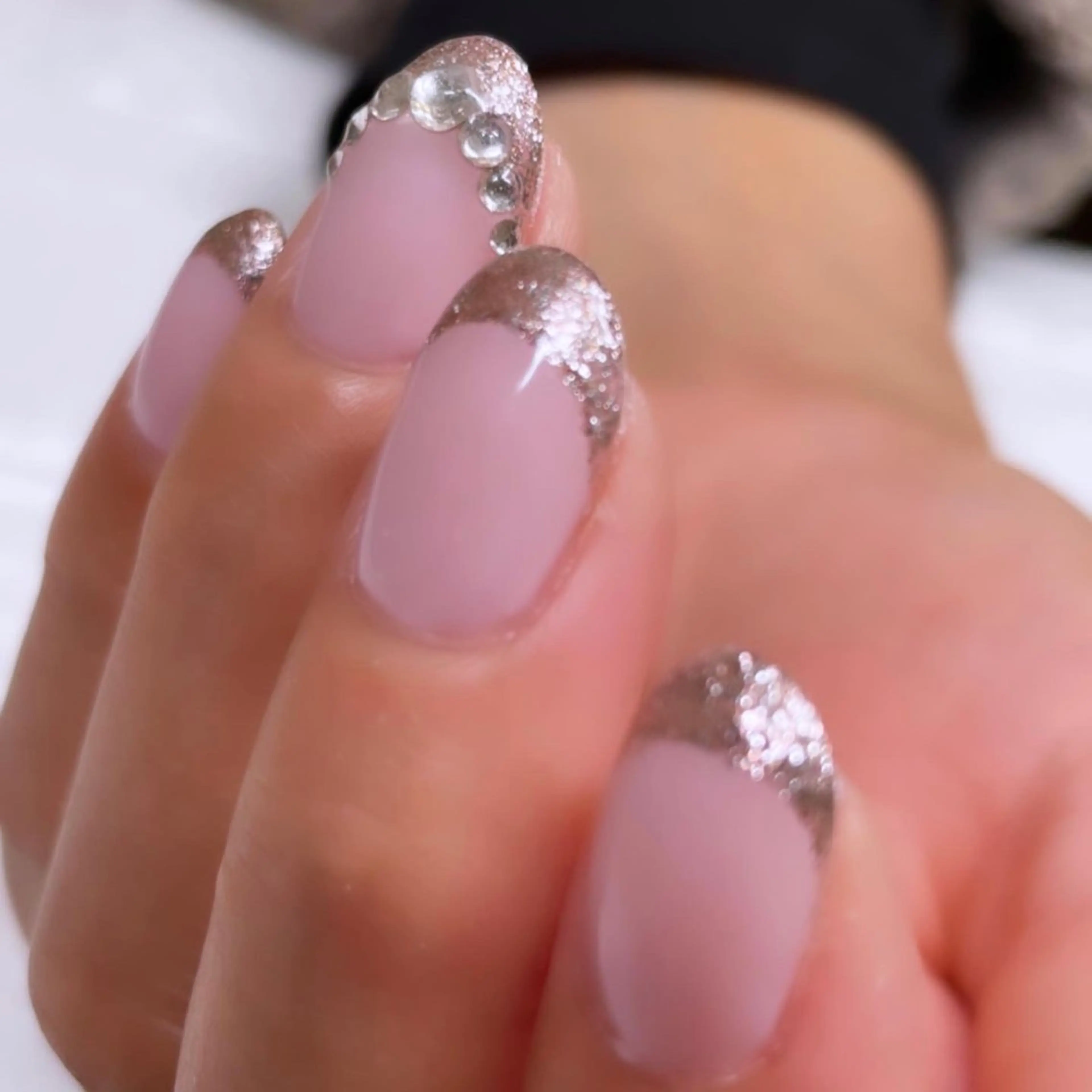 ネイル フレンチネイル ラメ(グリッター) nailsalon kitのネイルデザイン