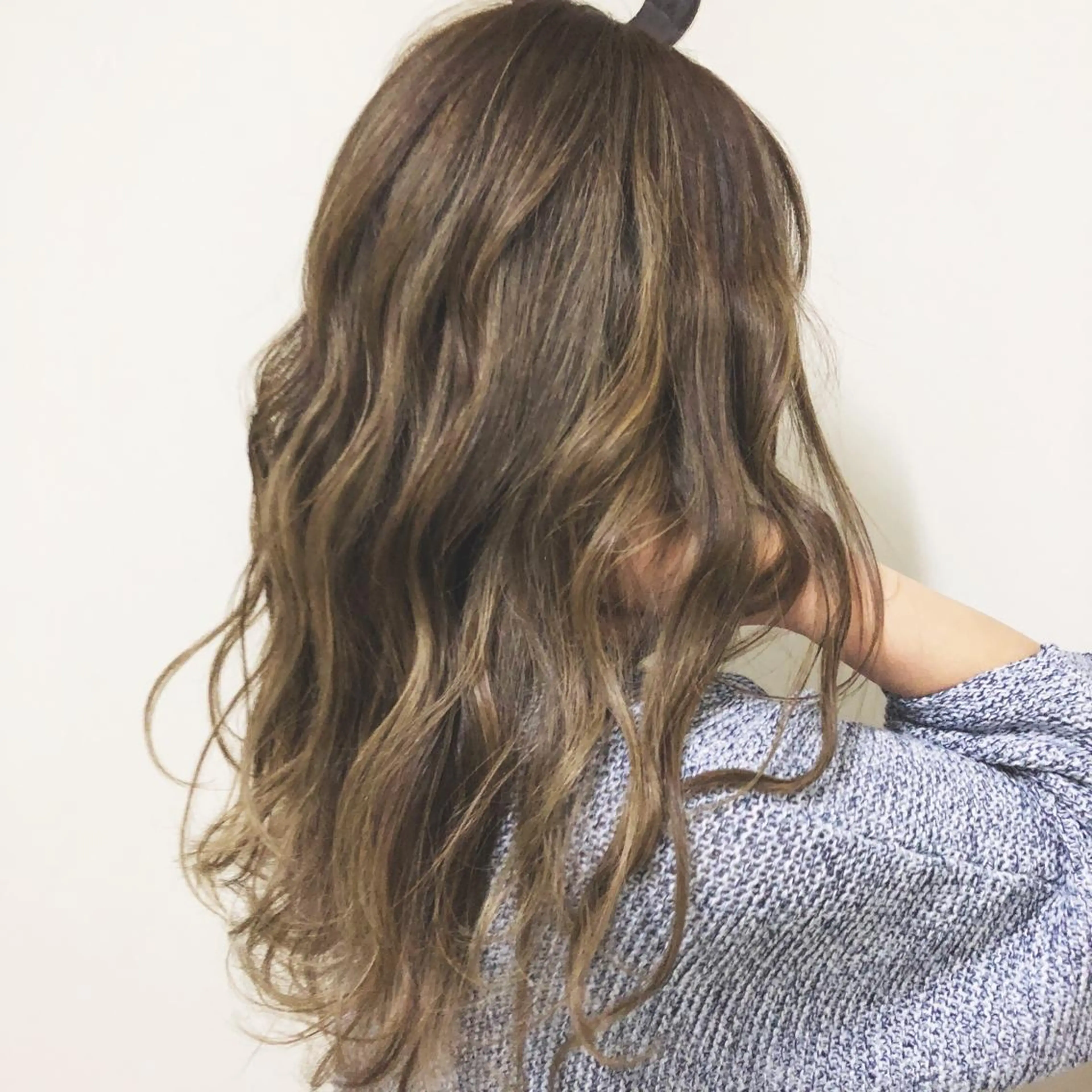 セミロング 外国人風カラー AUBE HAIRazul吉祥寺所属・綺麗な髪質にしたい方 限定🌈清水　祥のヘアスタイル