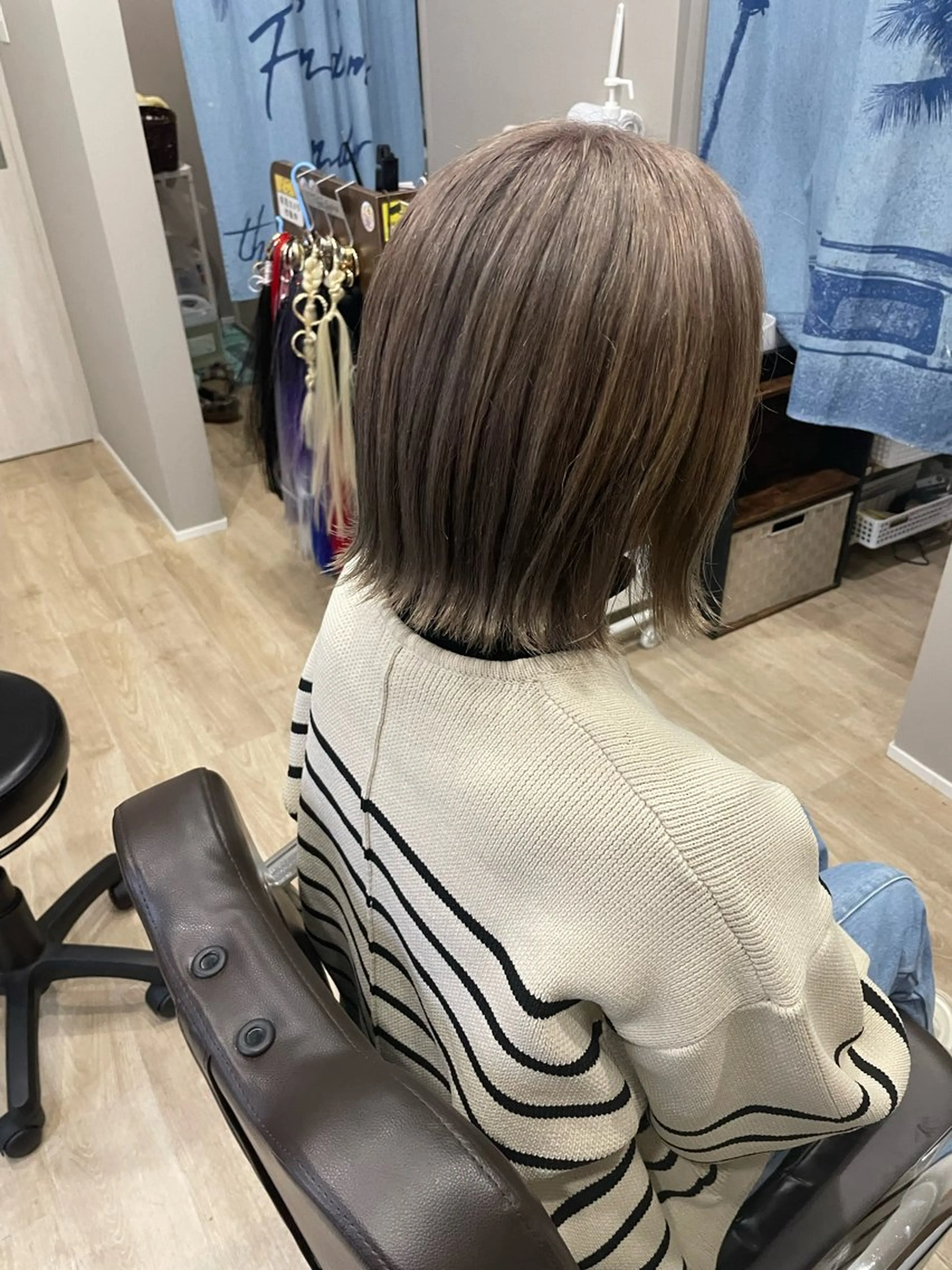 ミディアム カラー ダブルカラー Hair room Leaのヘアスタイル