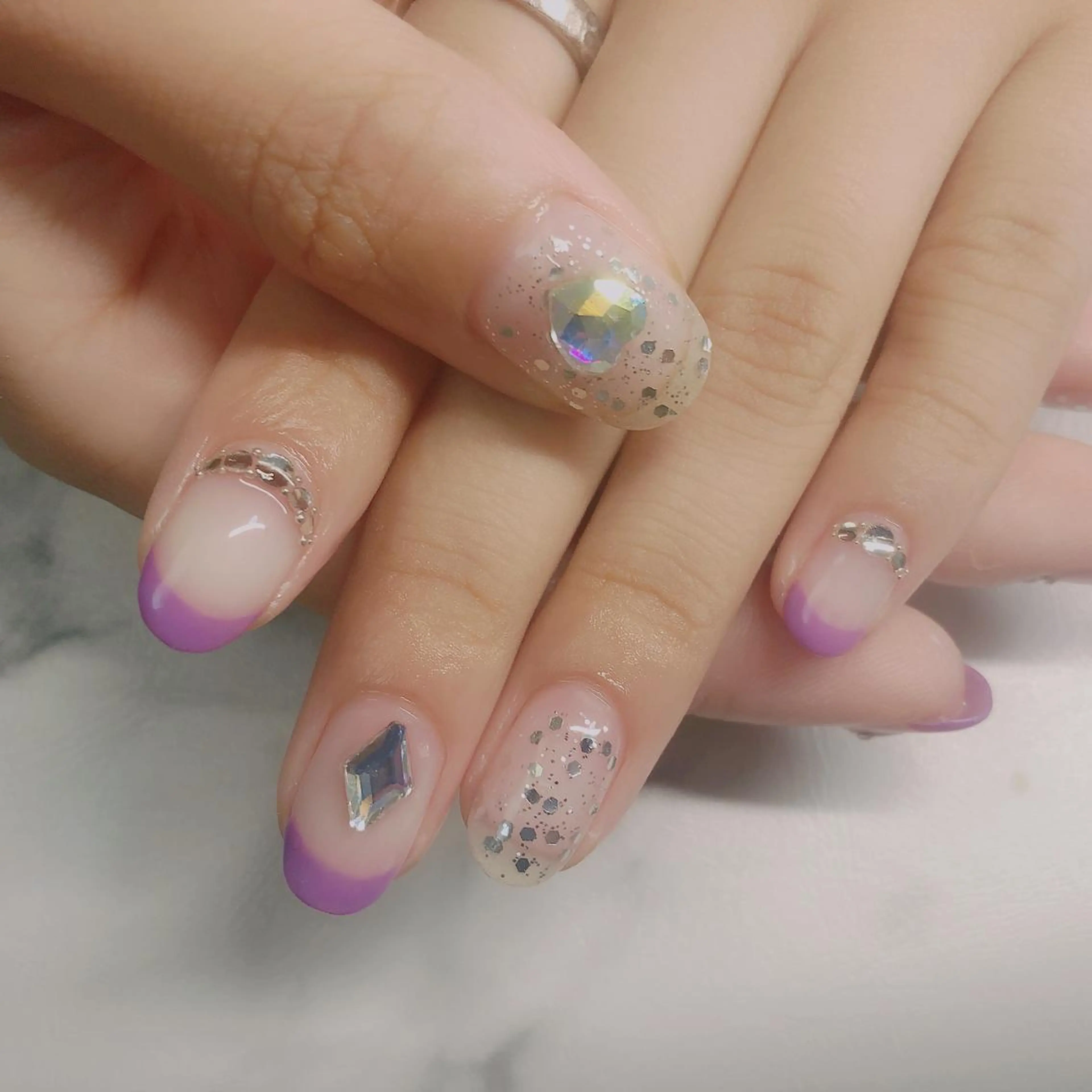 ネイル ネイルサロンエクラ 🫧Shizukaのネイルデザイン