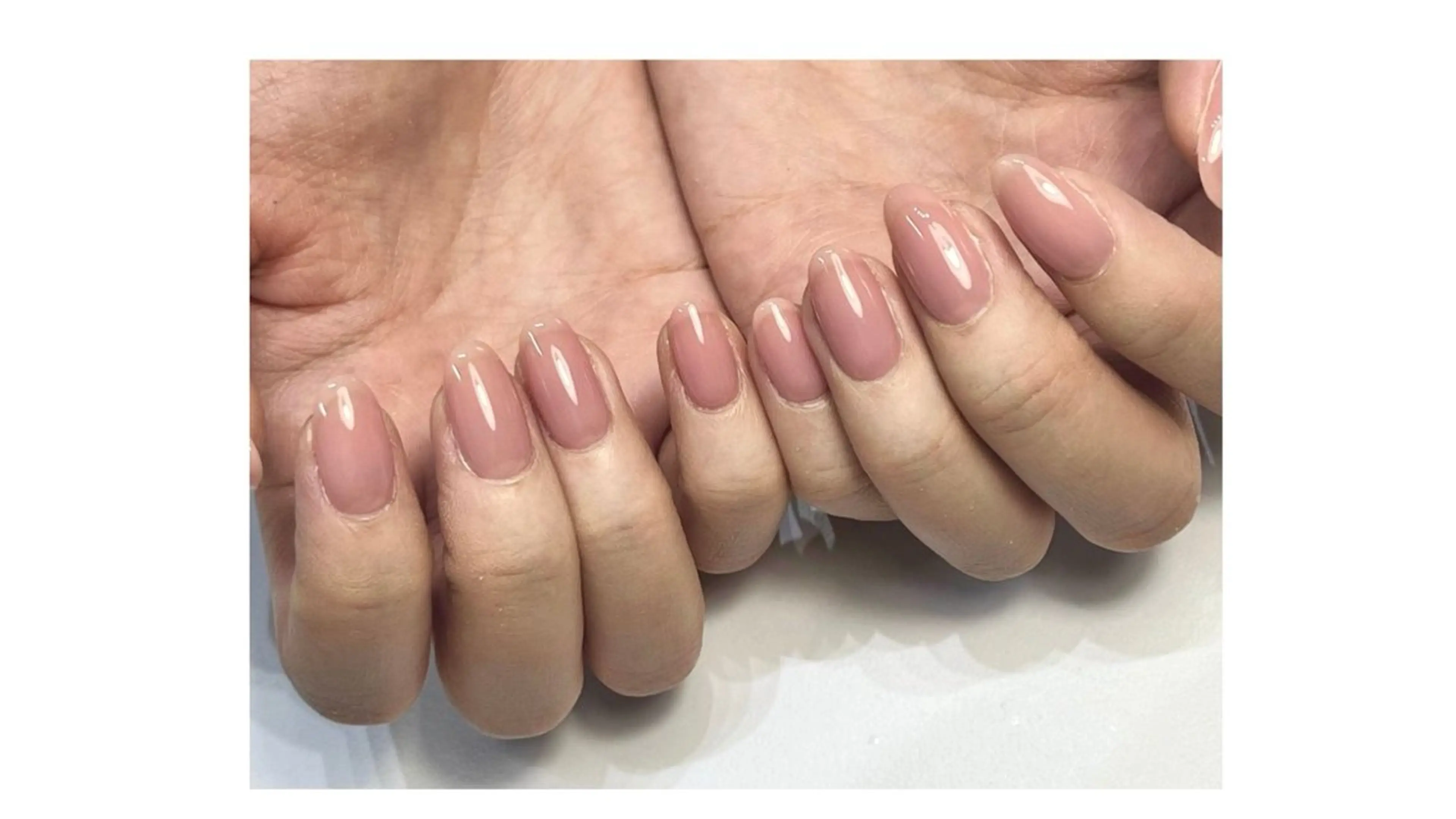ピンク系、ベージュ系ワンカラー（オフがある方はオフ込み、ネイルケア付き）の写真